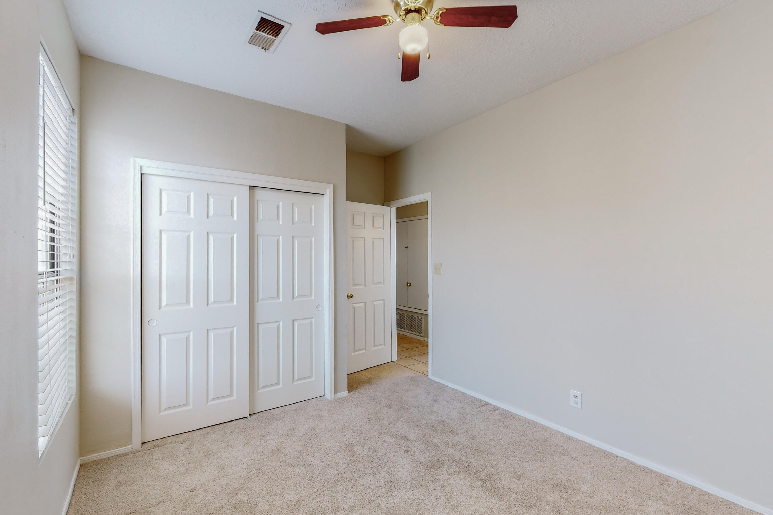 4628 Rockaway Loop NE