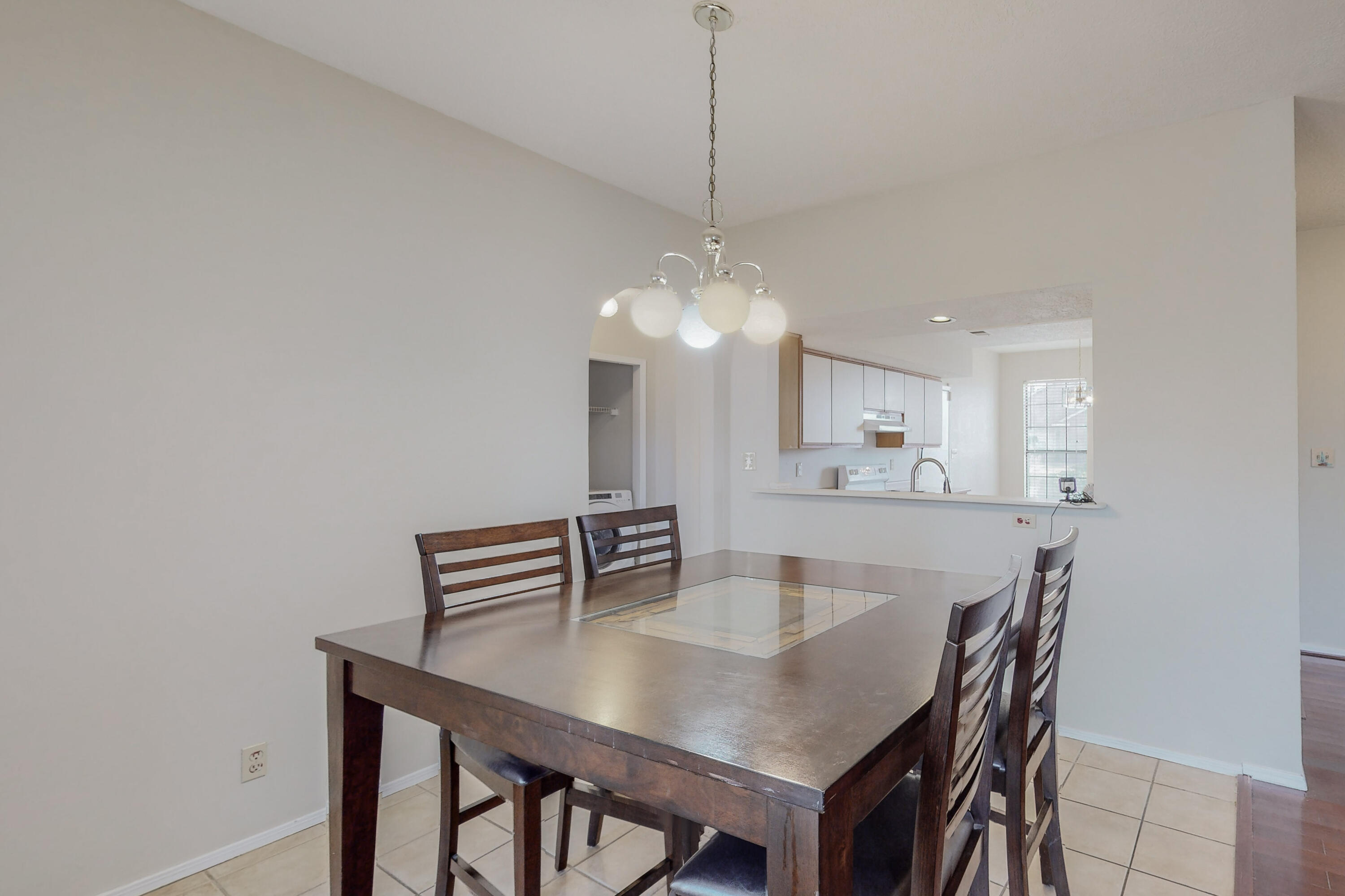 4628 Rockaway Loop NE