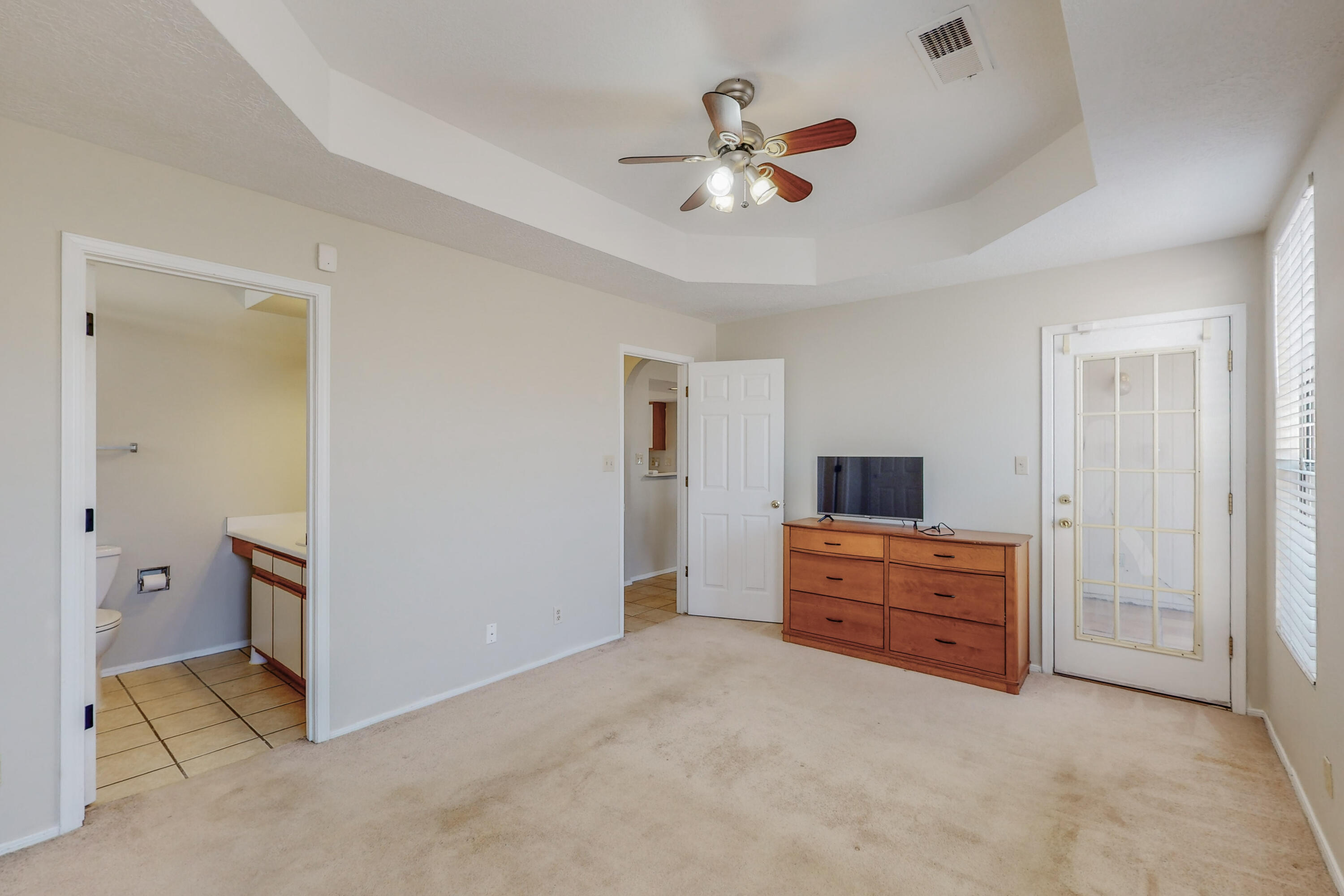 4628 Rockaway Loop NE