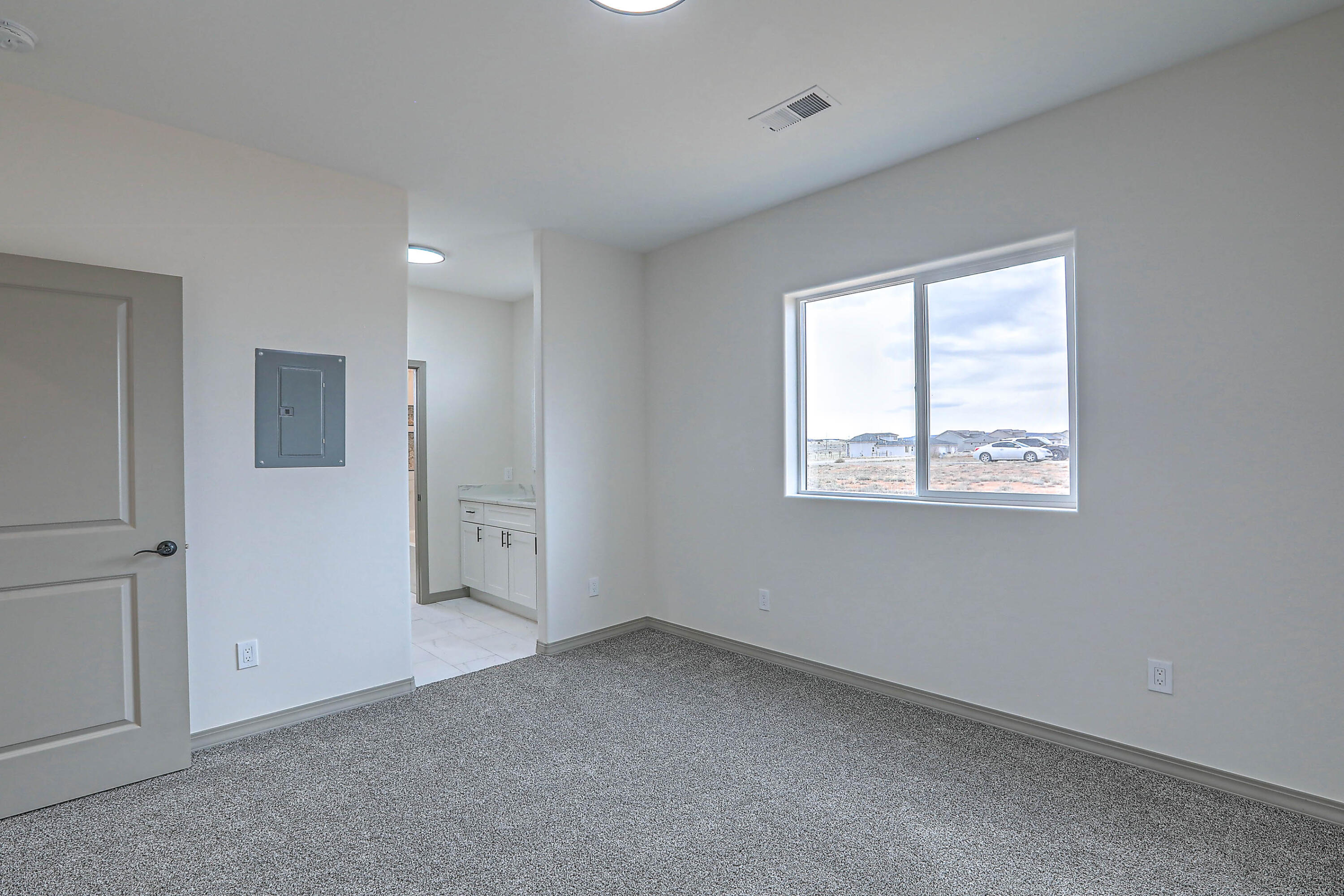 9 BRAYDEN Court