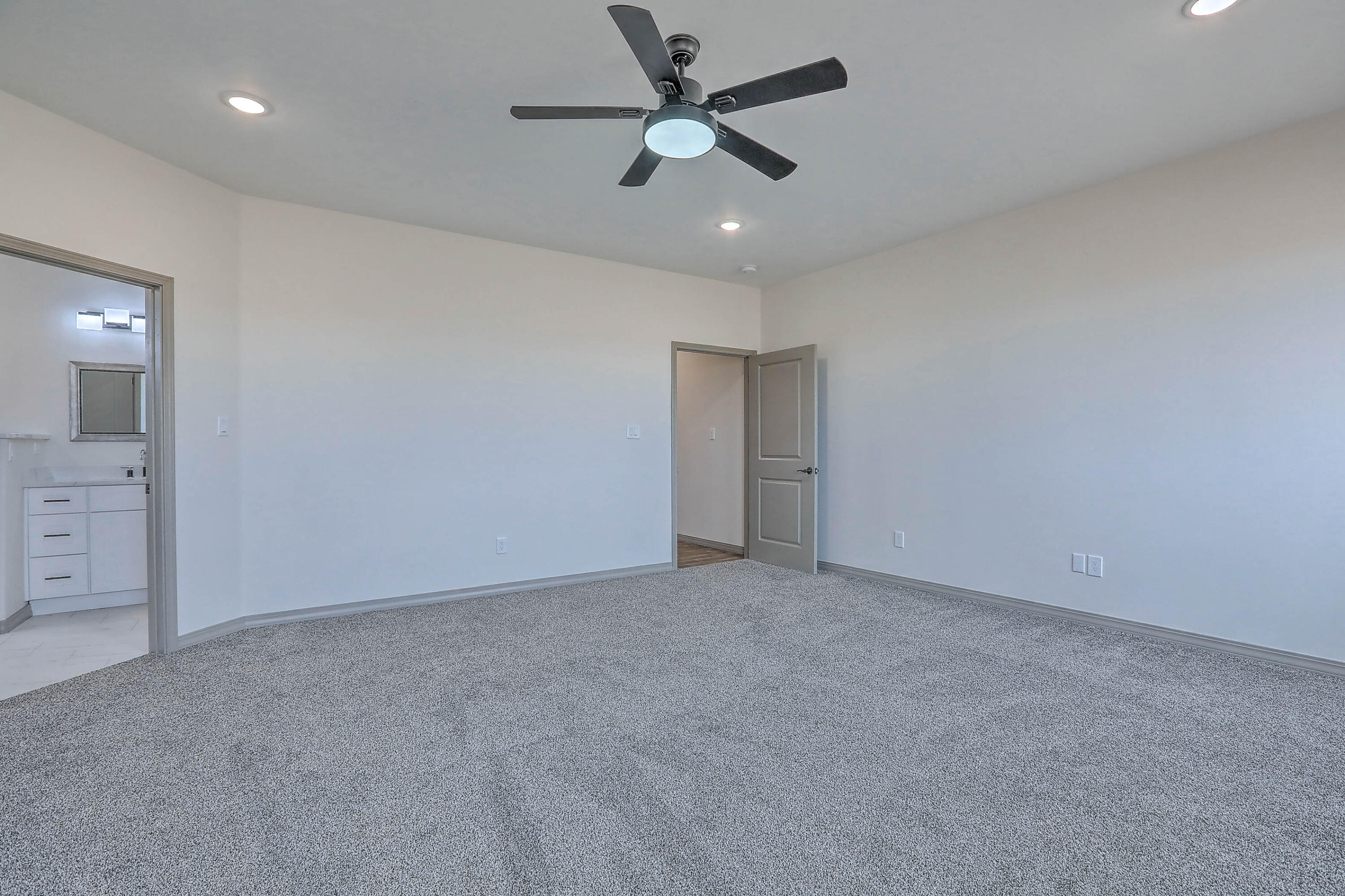 9 BRAYDEN Court