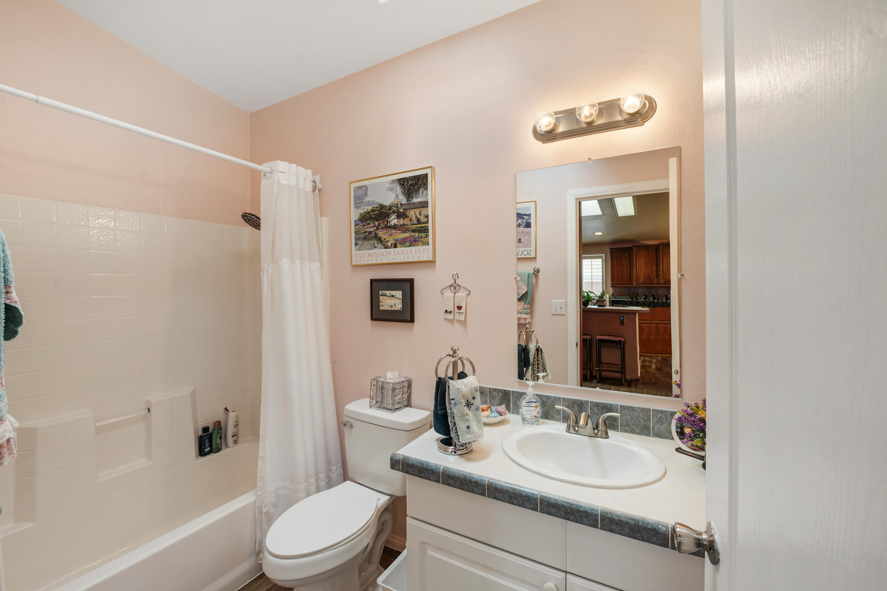 150 SUNRISE BLUFFS Drive