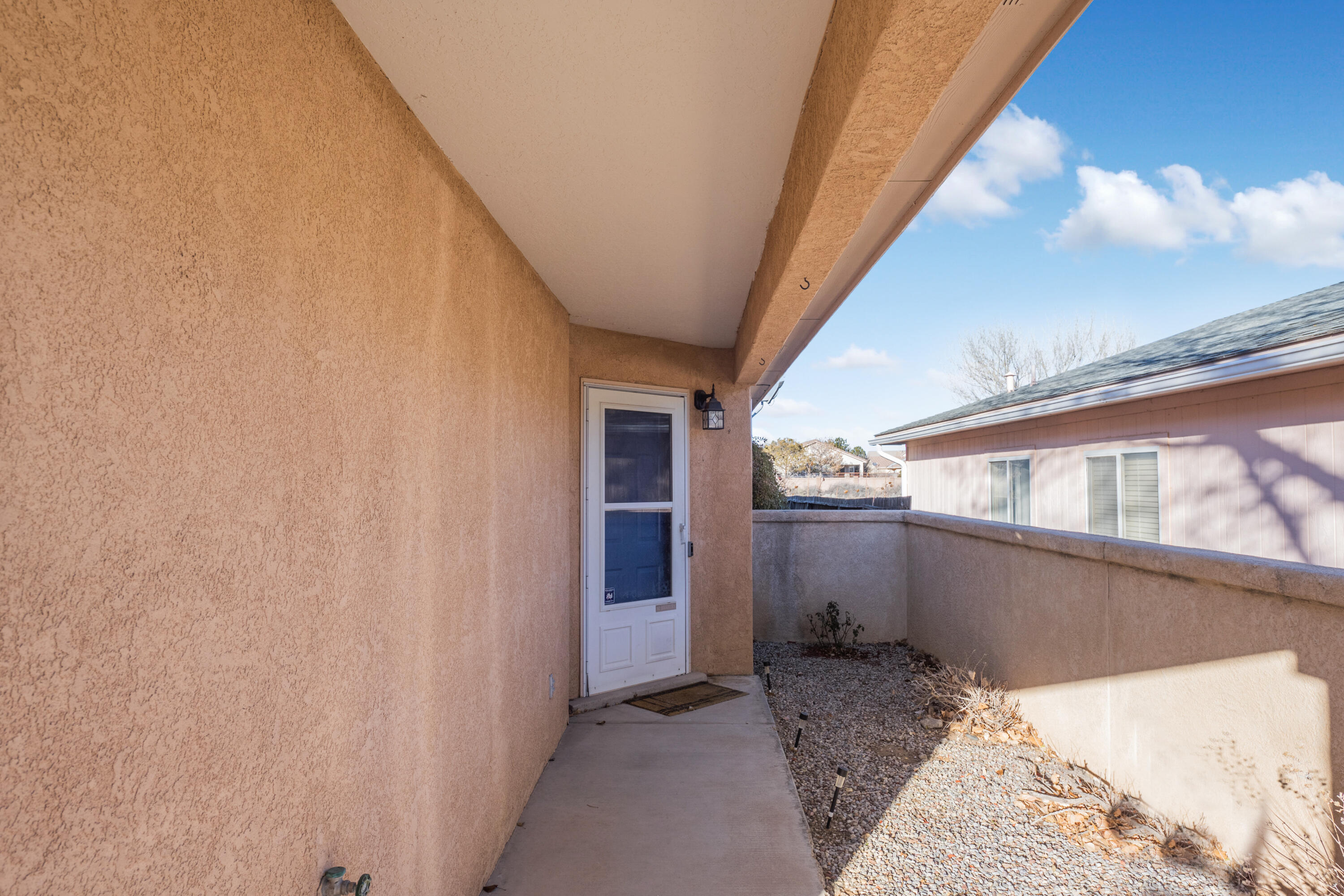 621 SANTA FE MEADOWS Drive NE