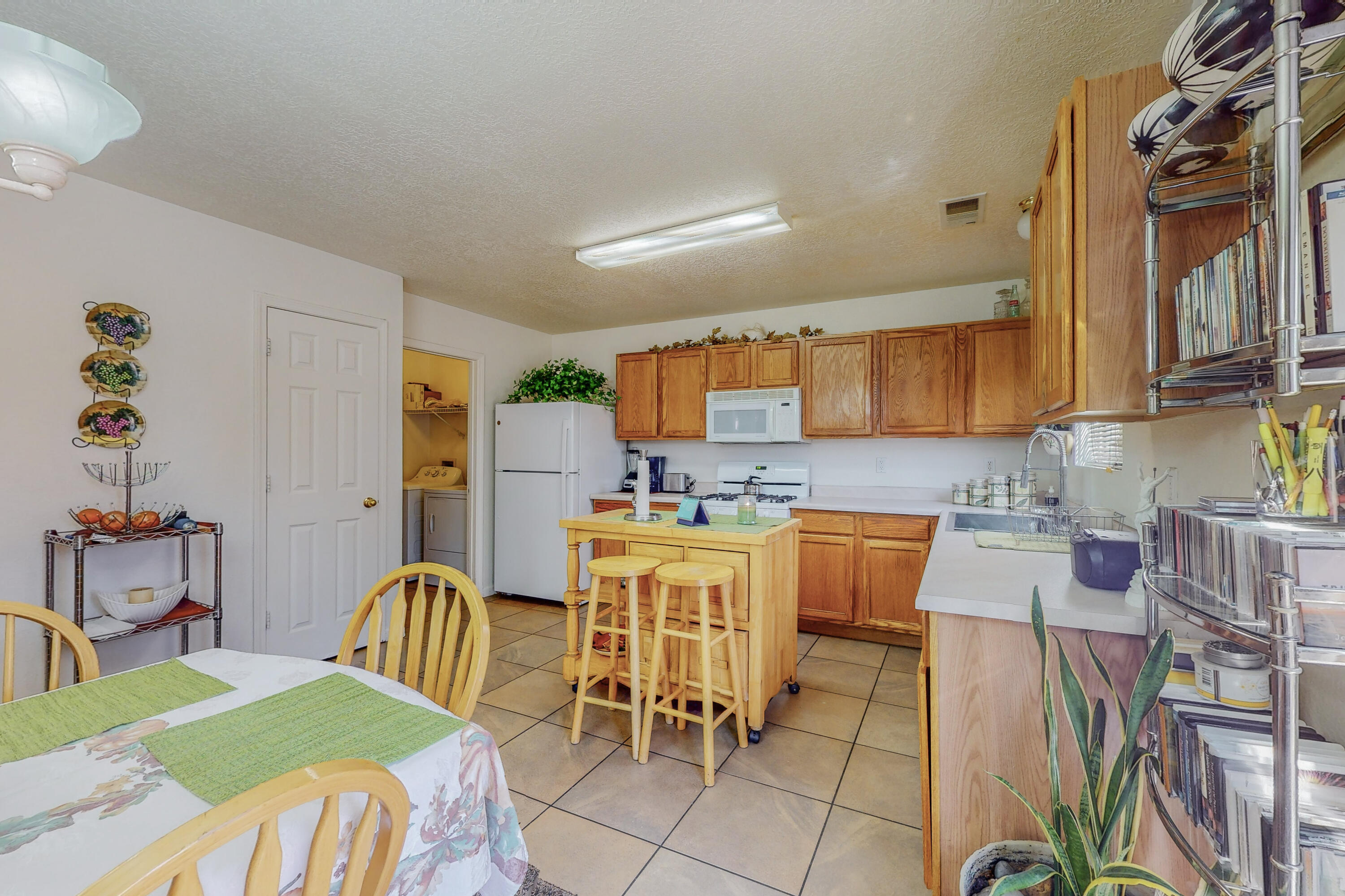 528 94TH Street SW