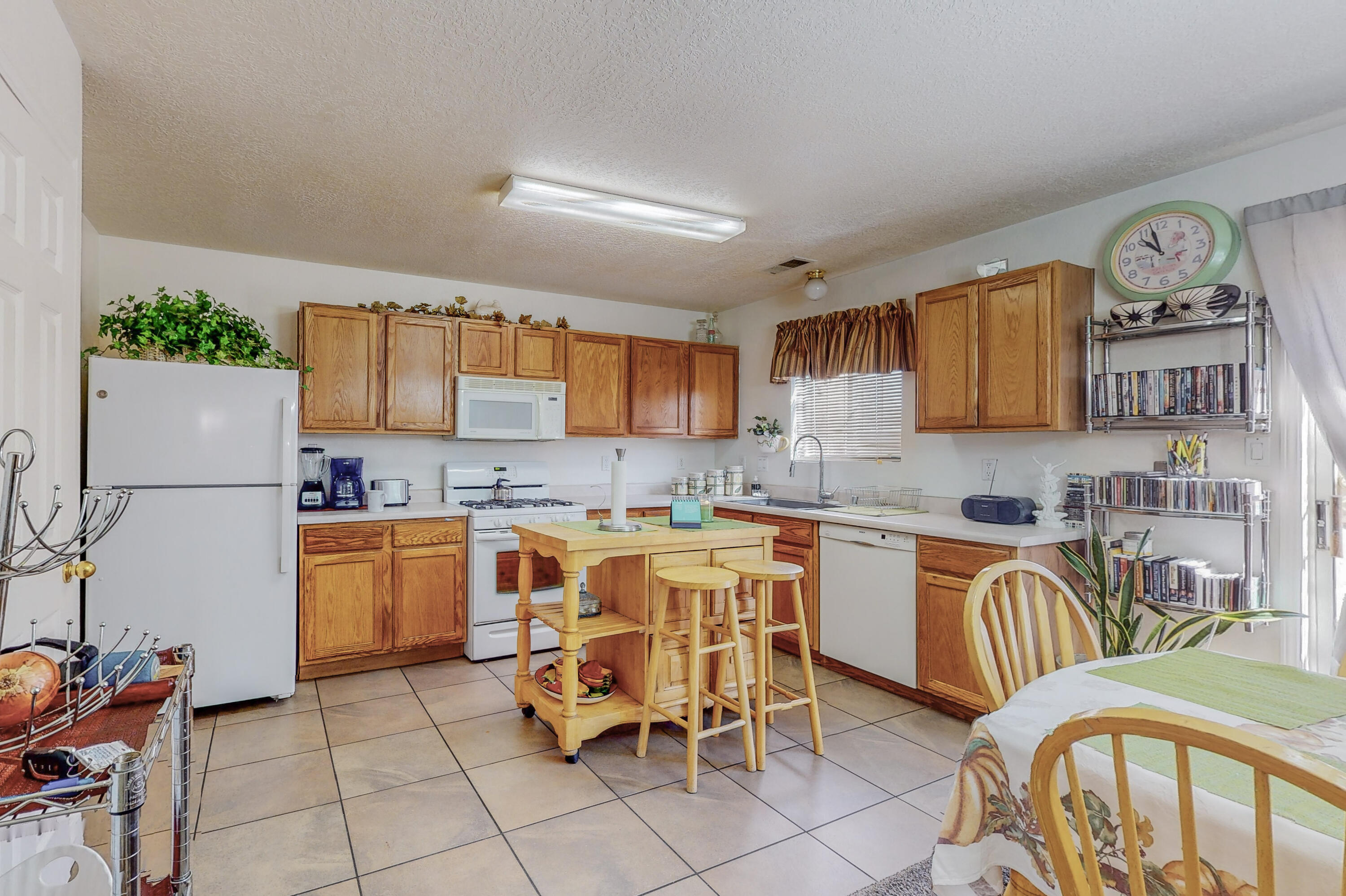 528 94TH Street SW