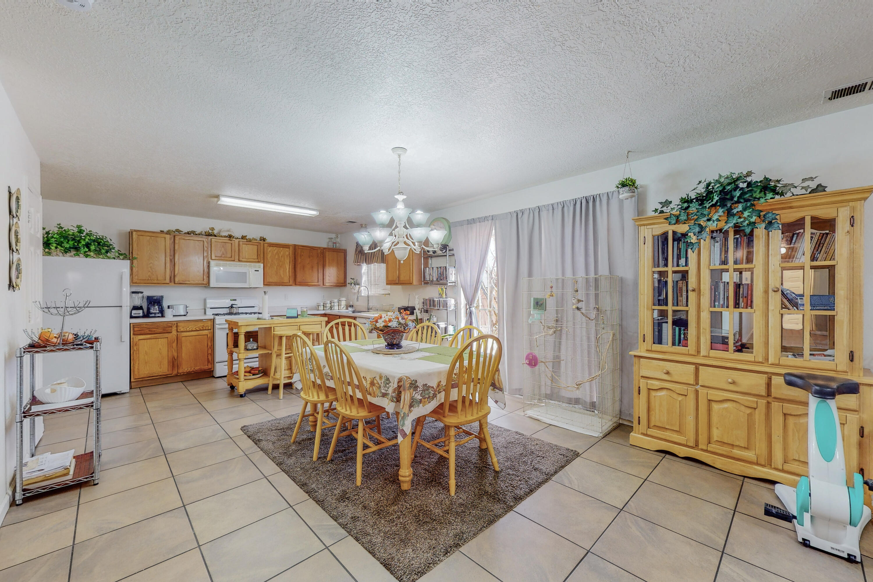 528 94TH Street SW
