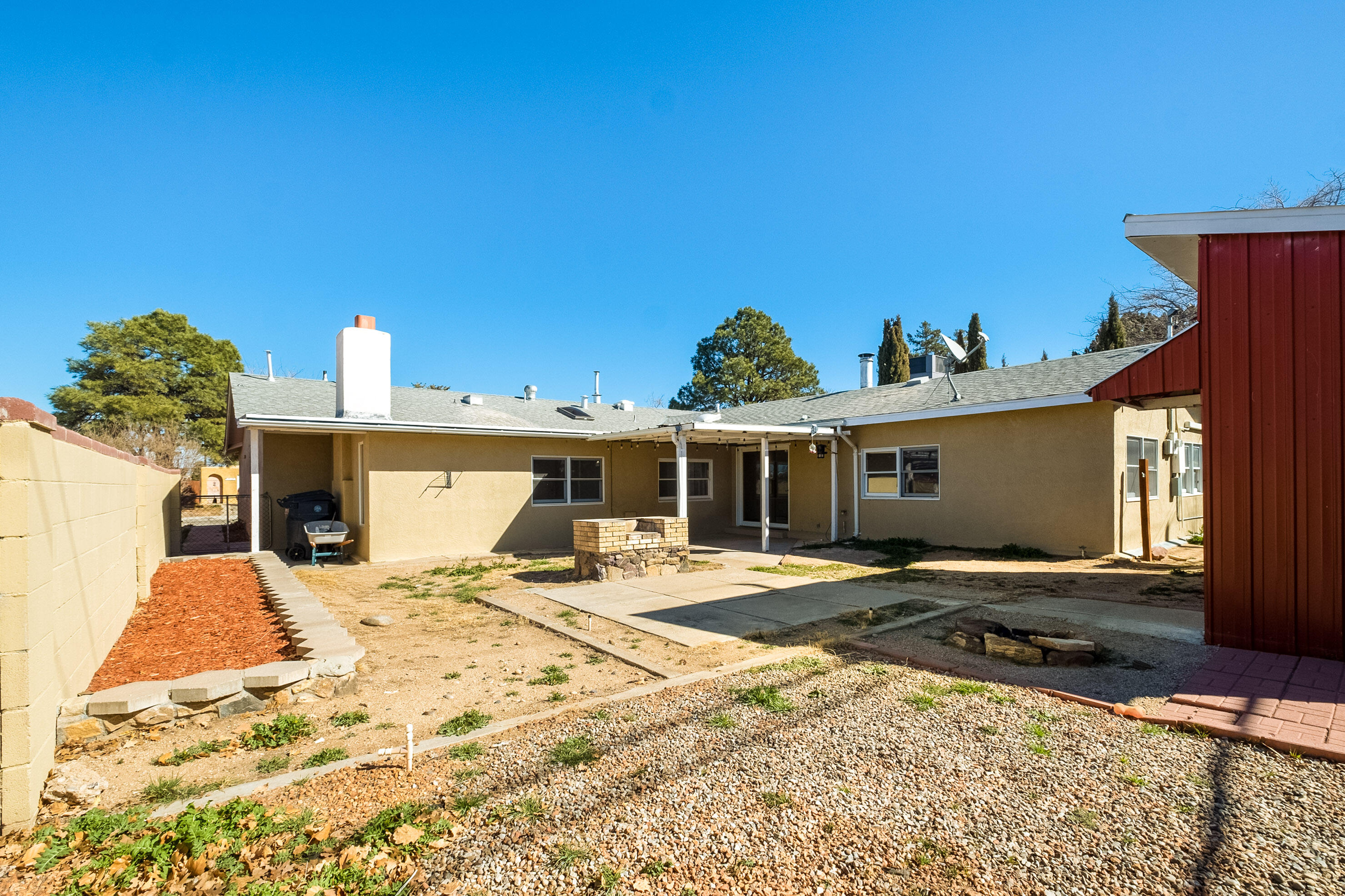 4208 PALO DURO Avenue NE