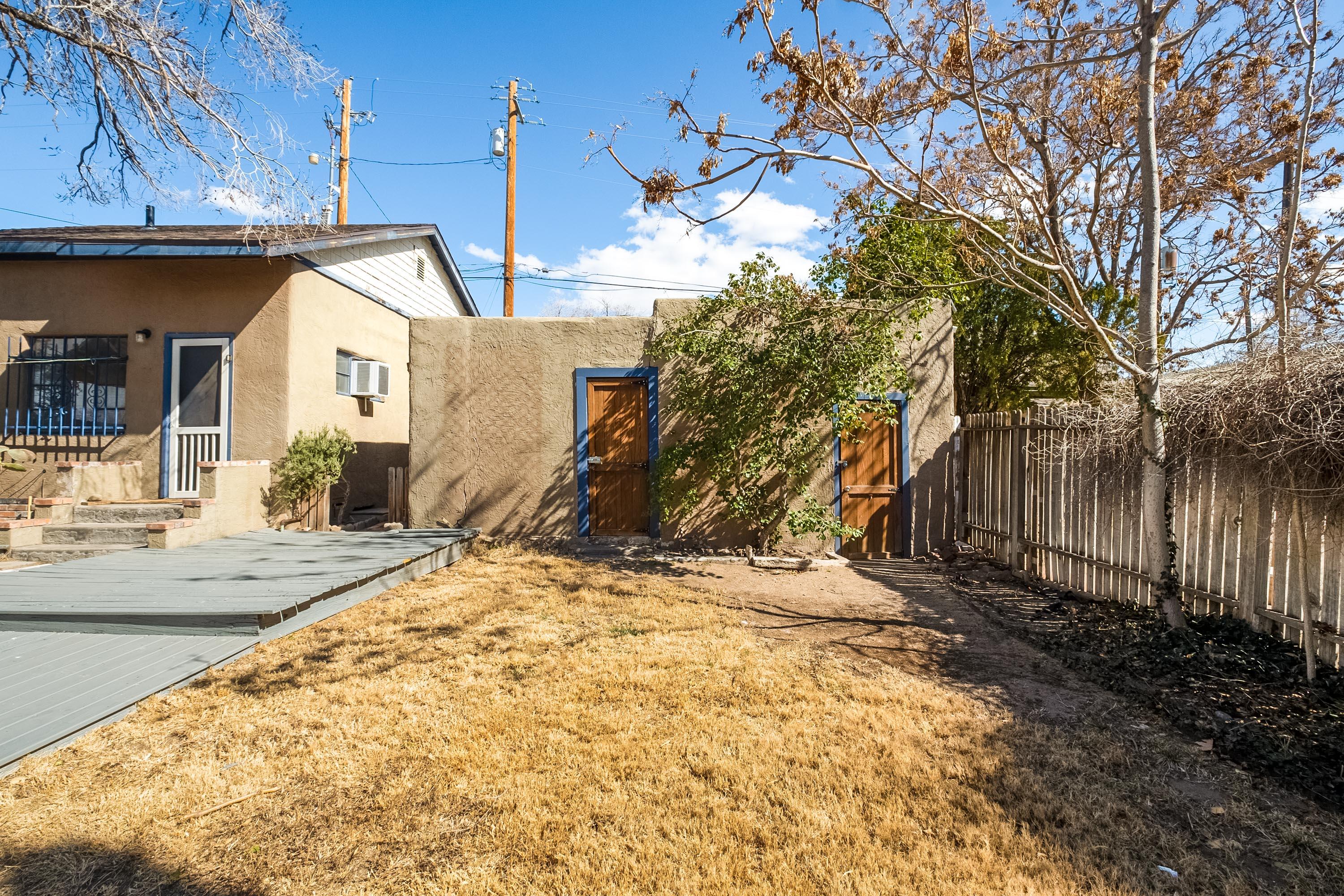 116 WALTER Street SE