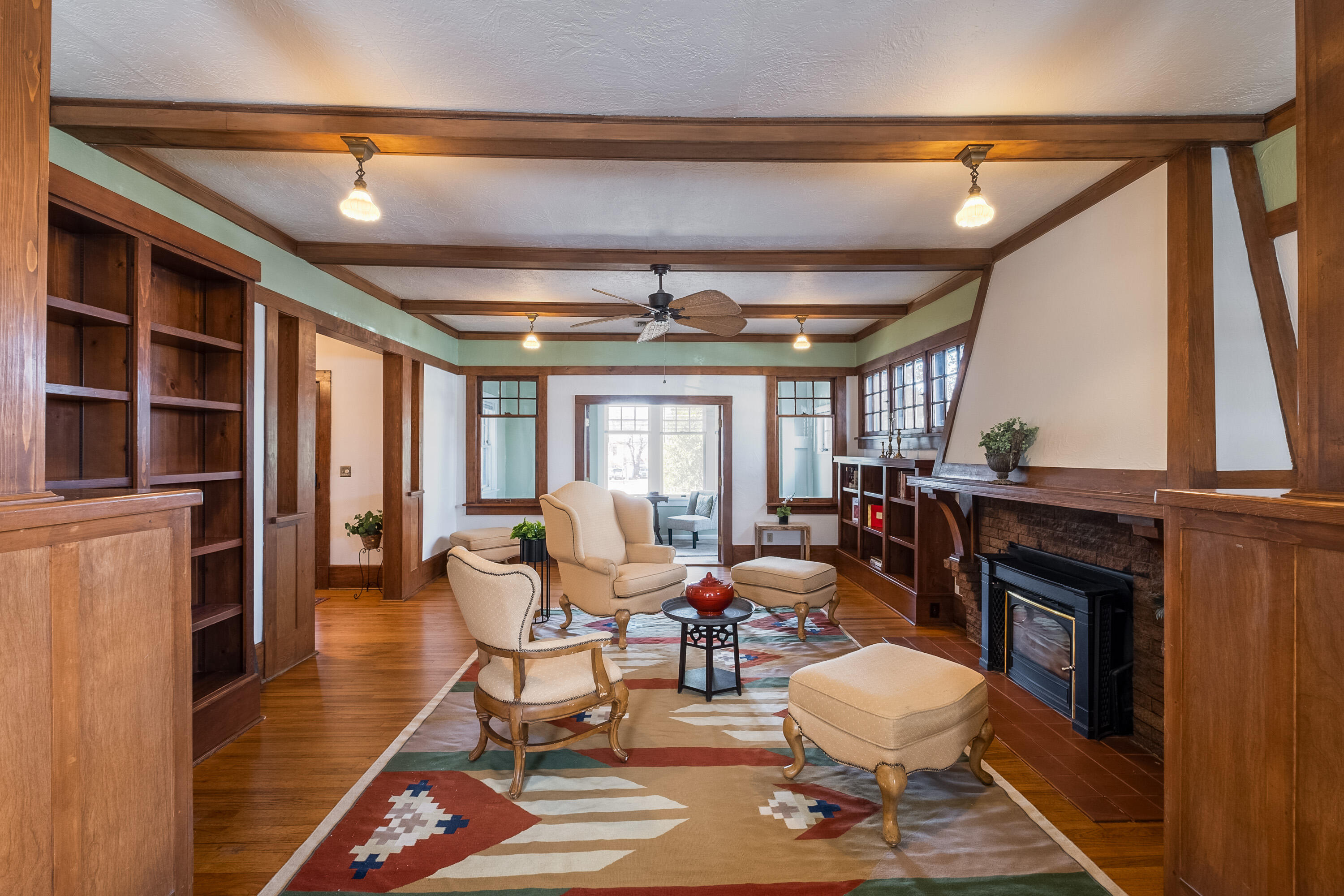 116 WALTER Street SE