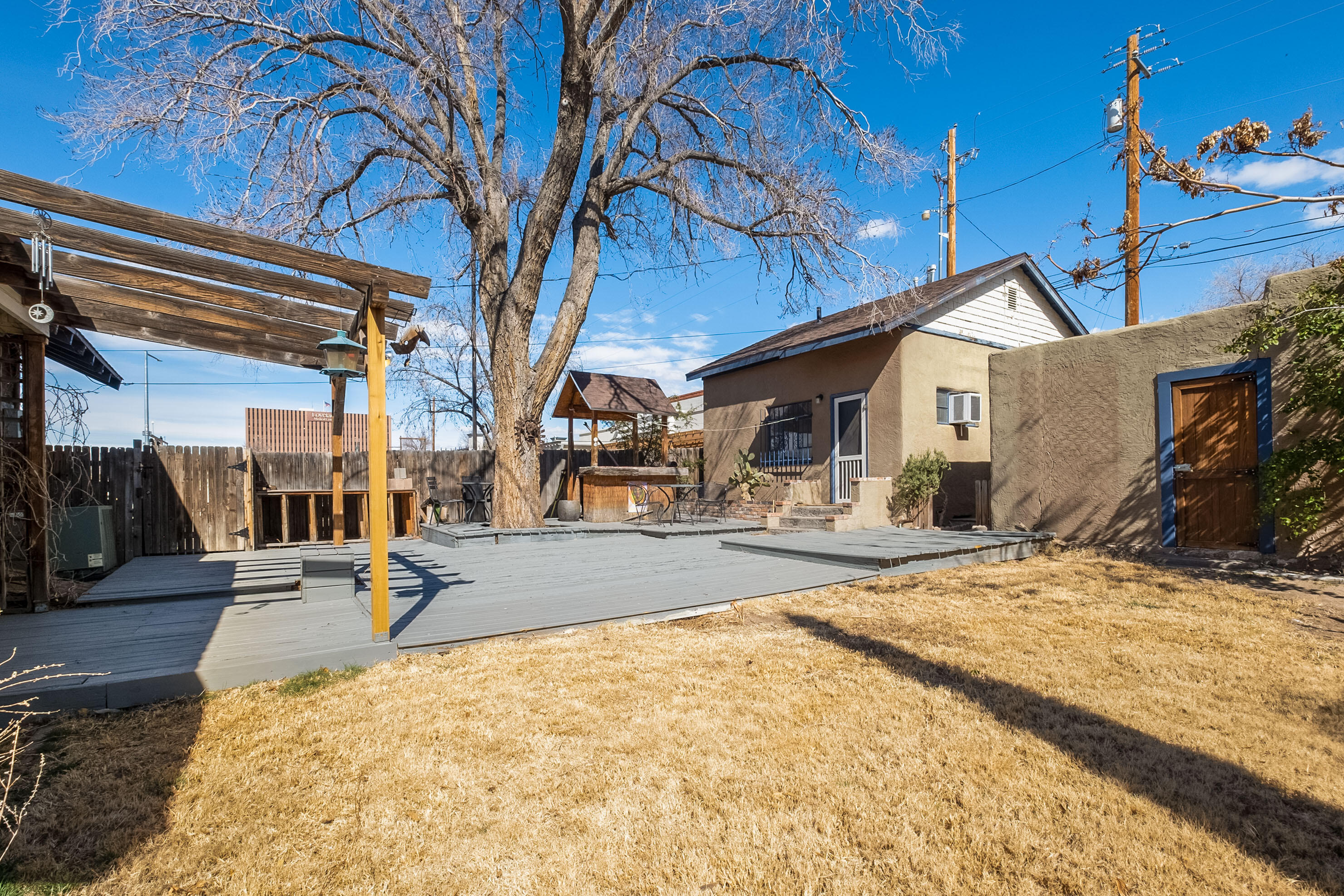 116 WALTER Street SE