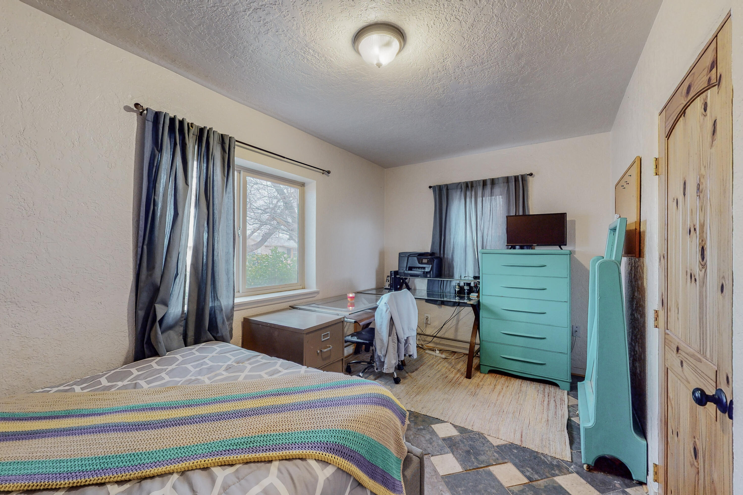 1024 San Clemente Avenue NW