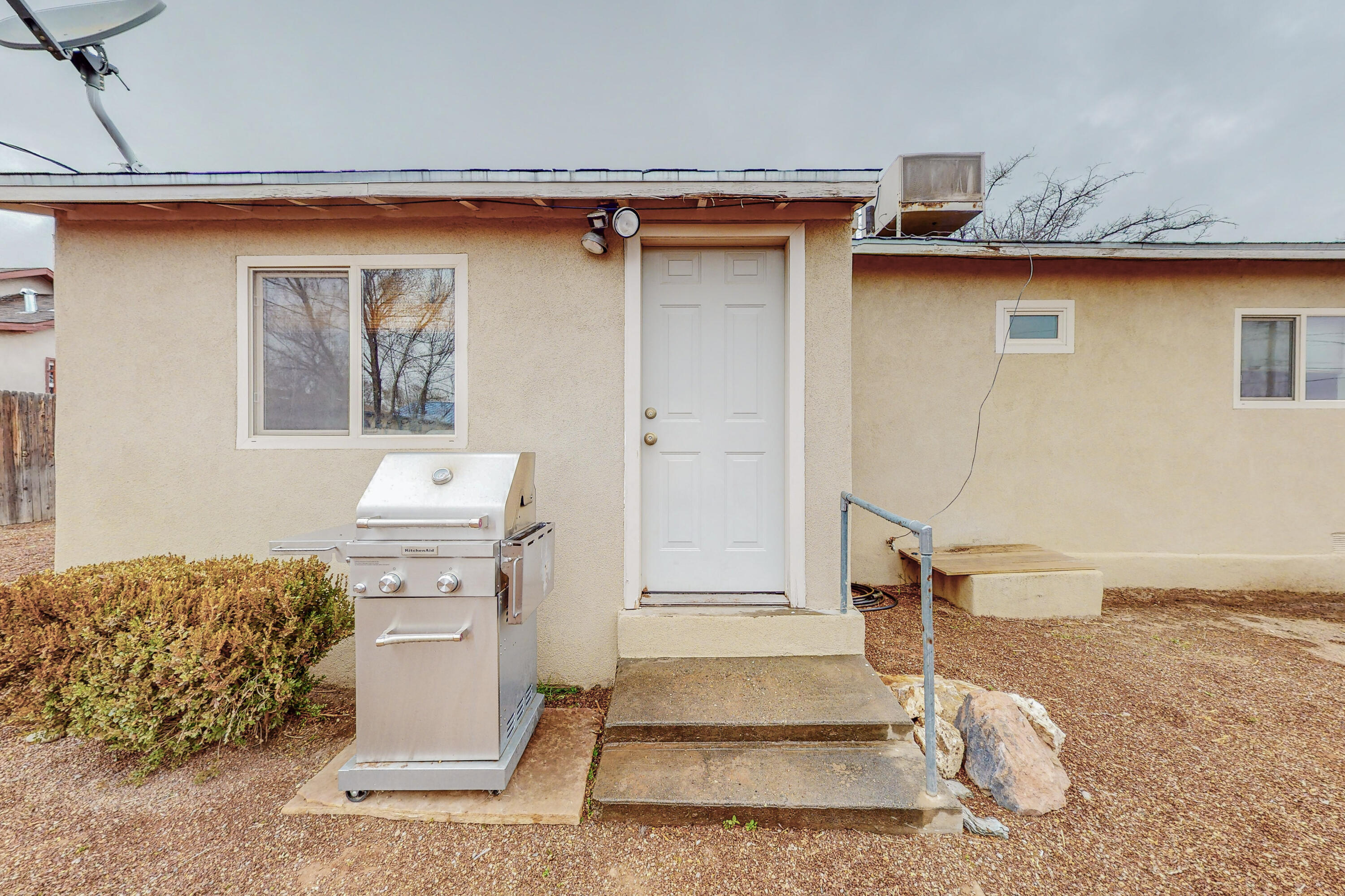 1024 San Clemente Avenue NW