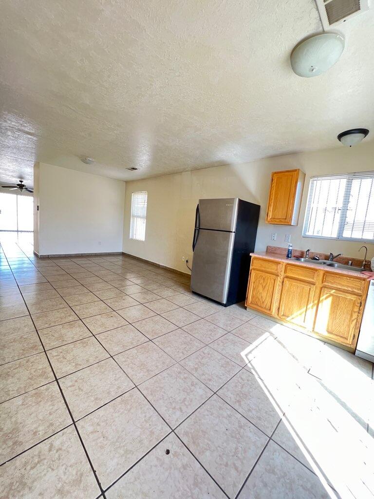 2111 NATIVE FLOWER Drive SW