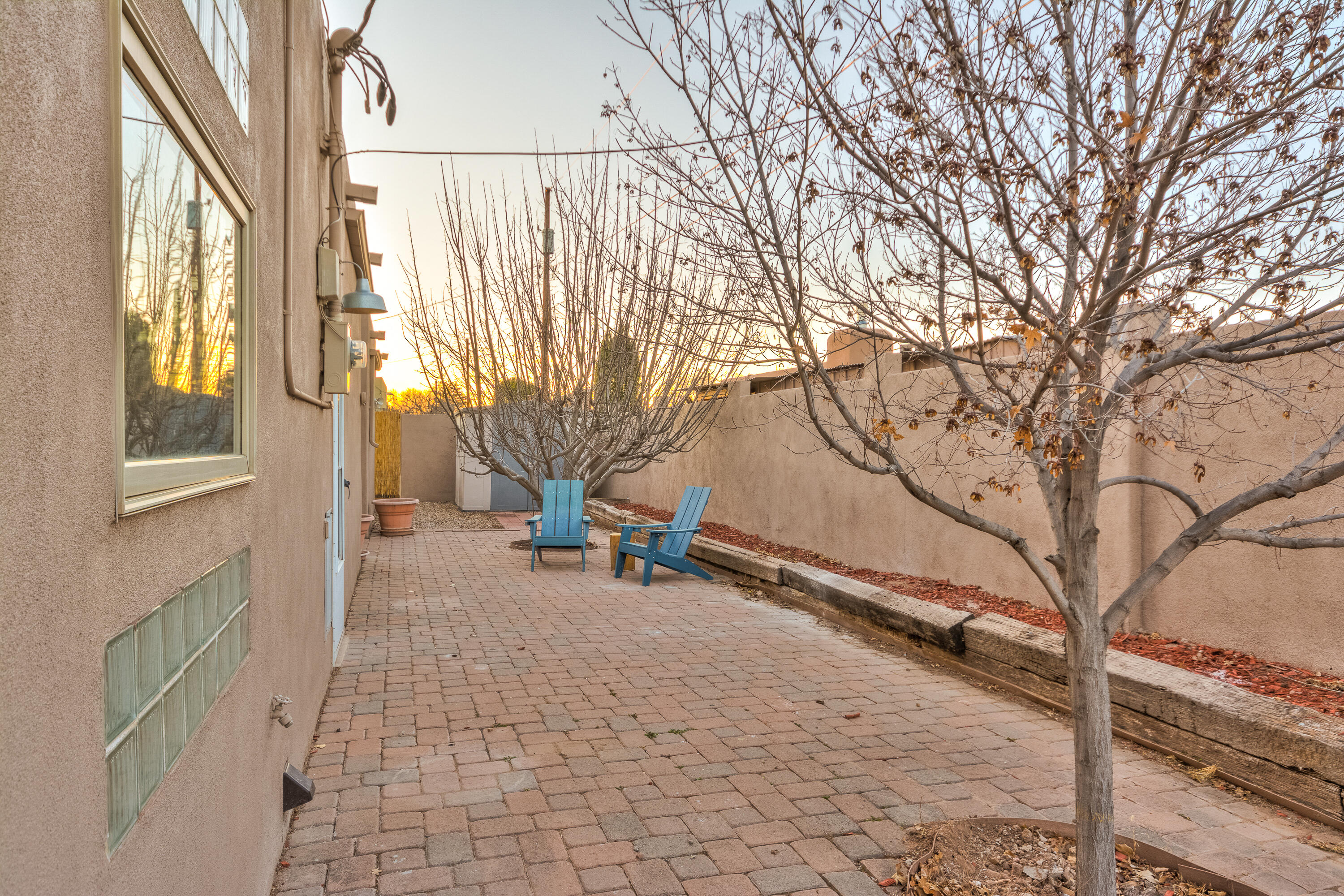 5118 Guadalupe Trail NW
