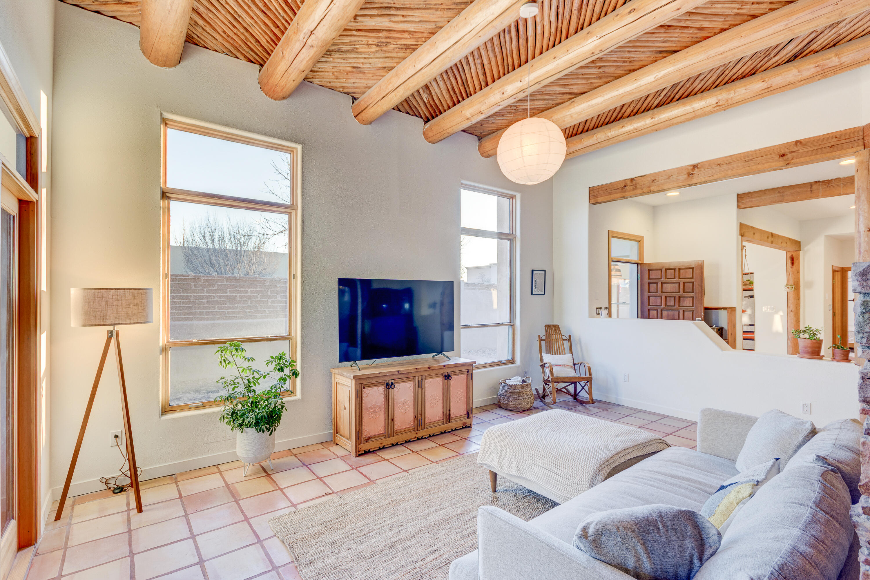 5118 Guadalupe Trail NW