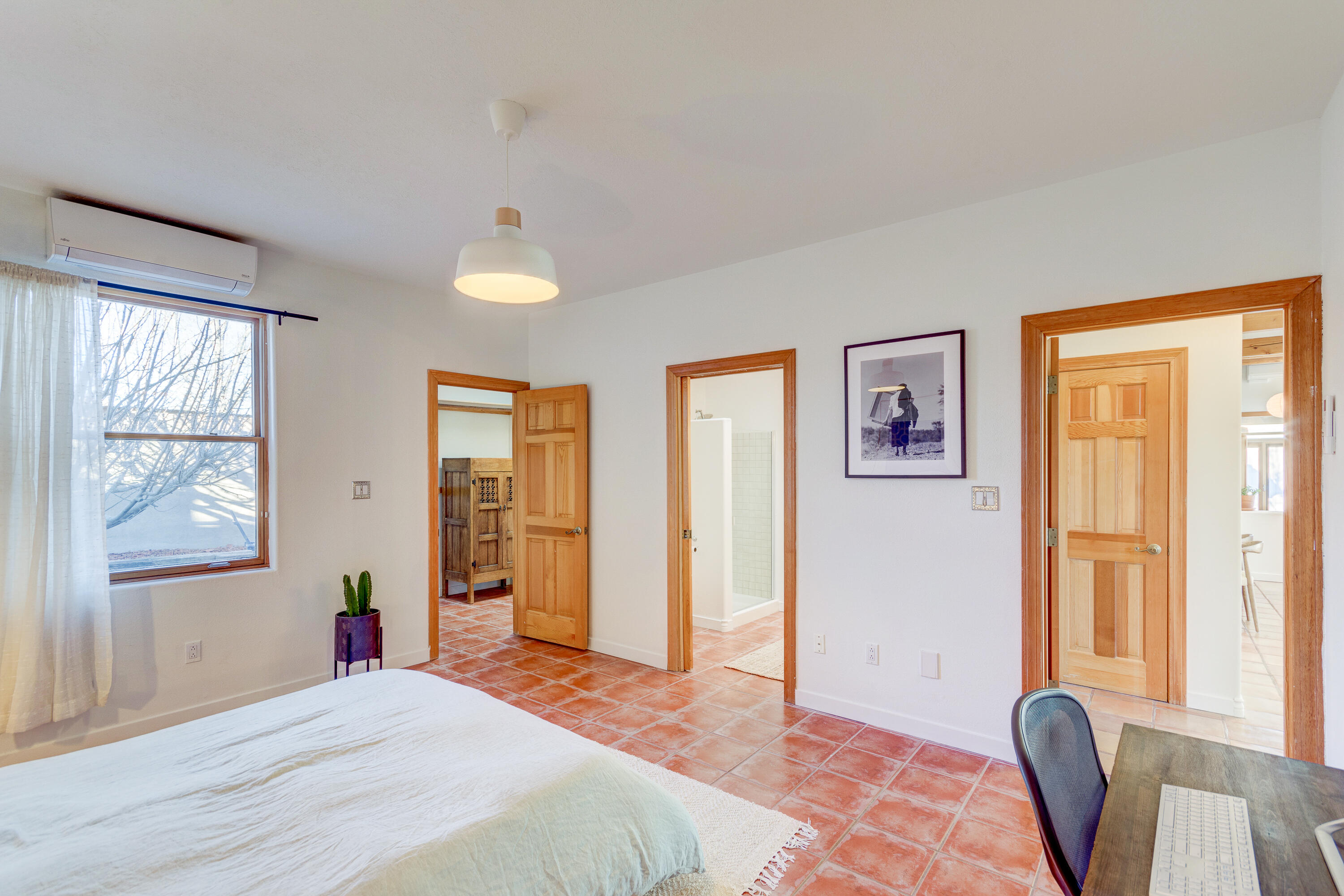 5118 Guadalupe Trail NW