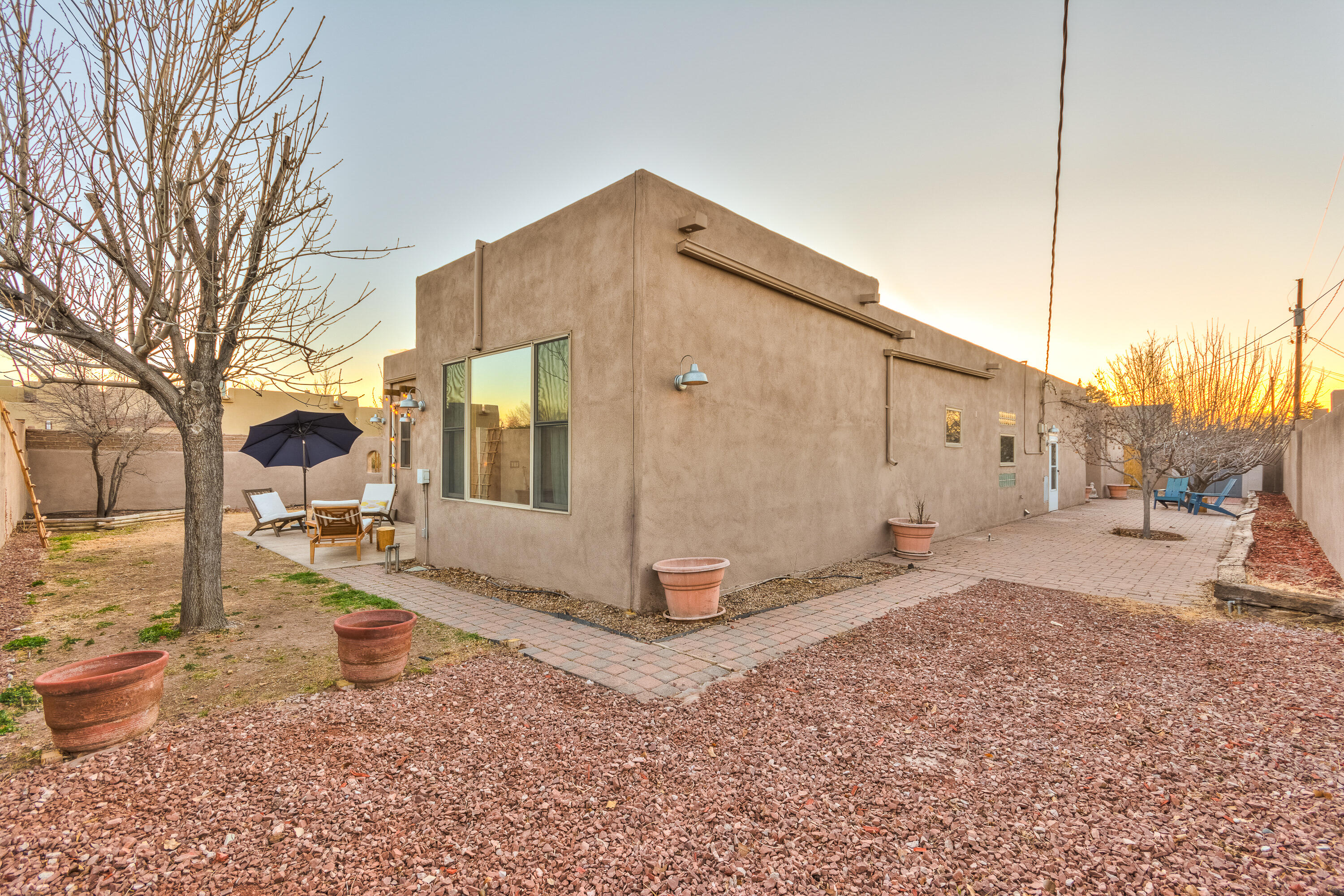 5118 Guadalupe Trail NW