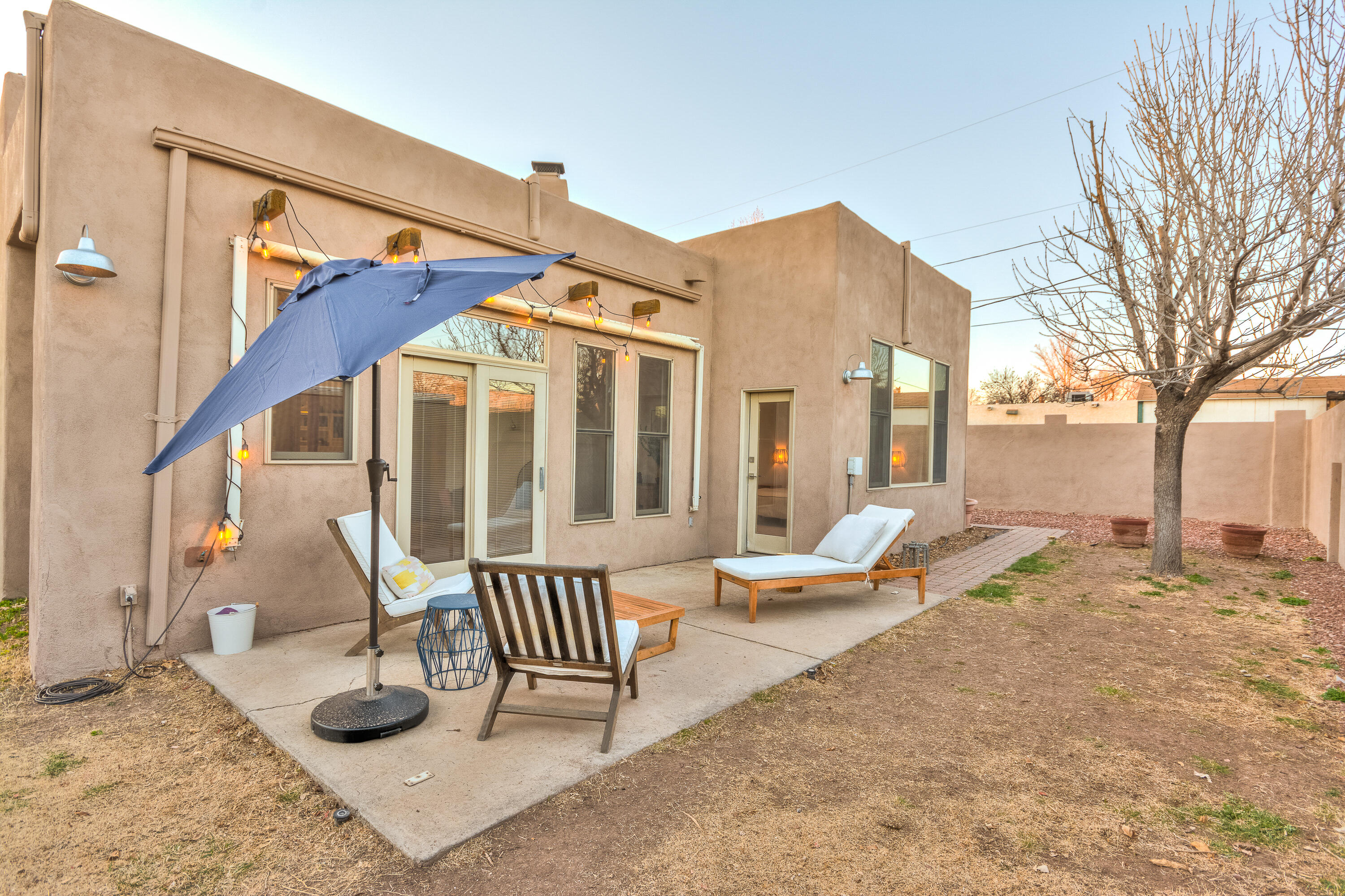 5118 Guadalupe Trail NW