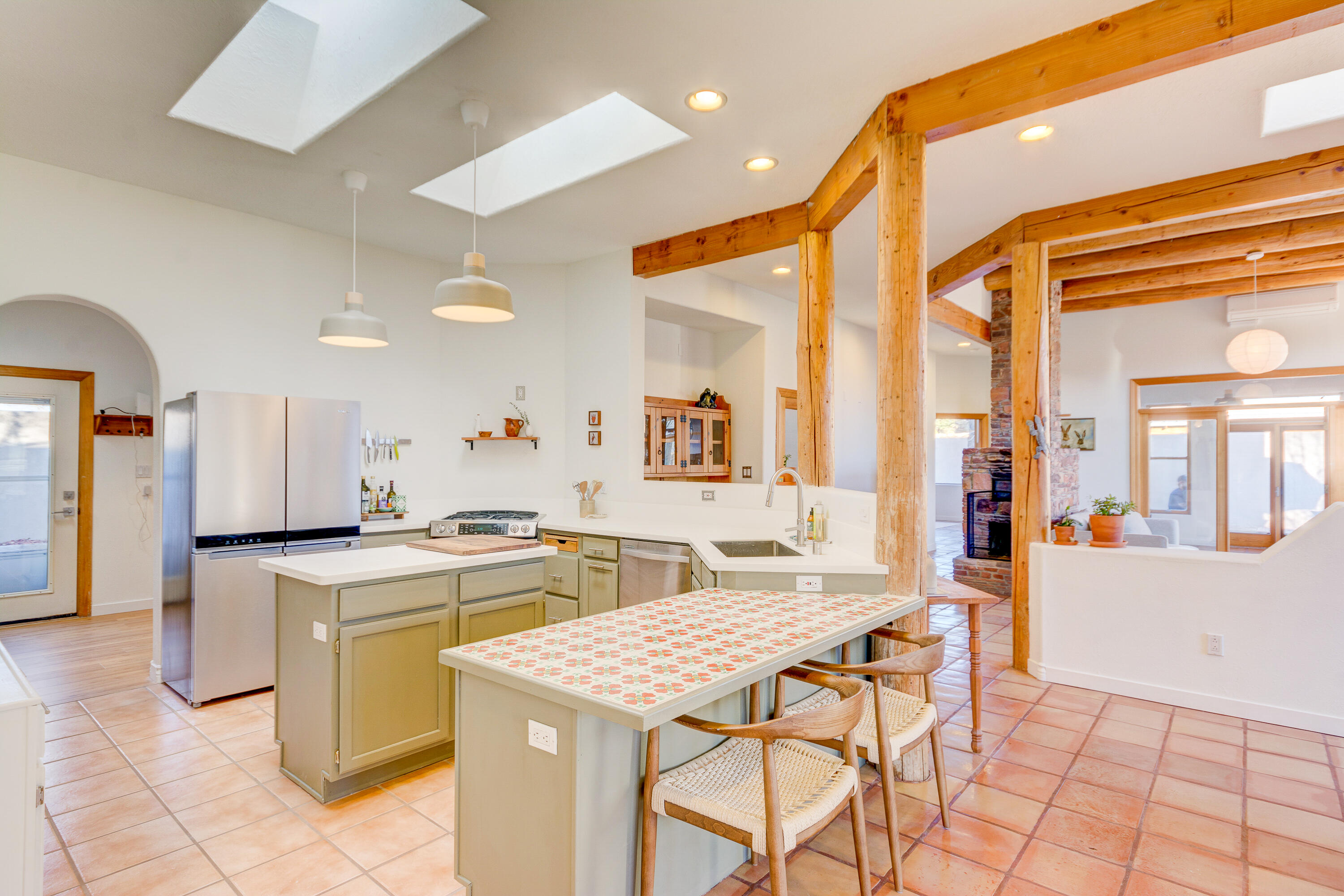 5118 Guadalupe Trail NW