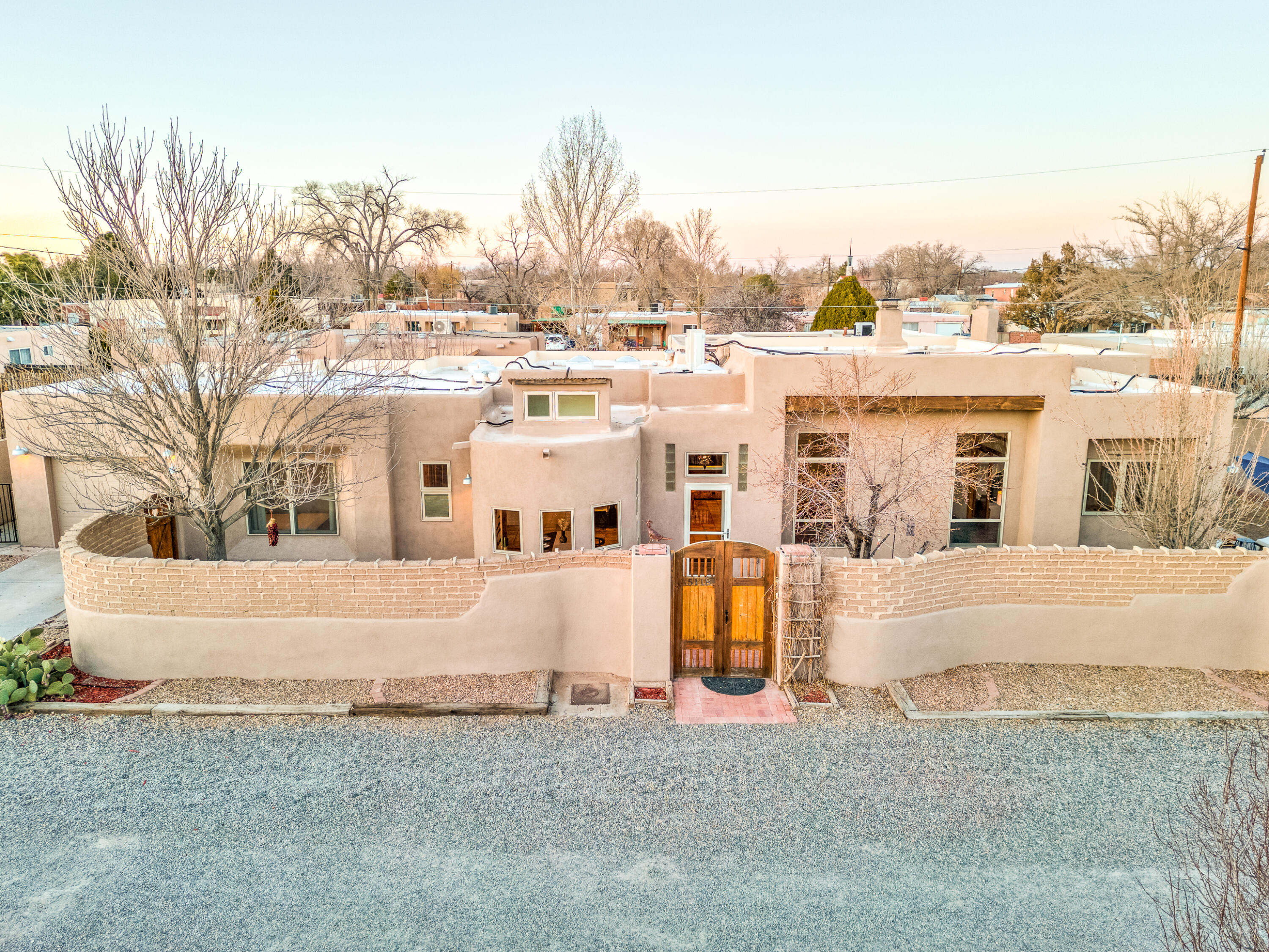 5118 Guadalupe Trail NW