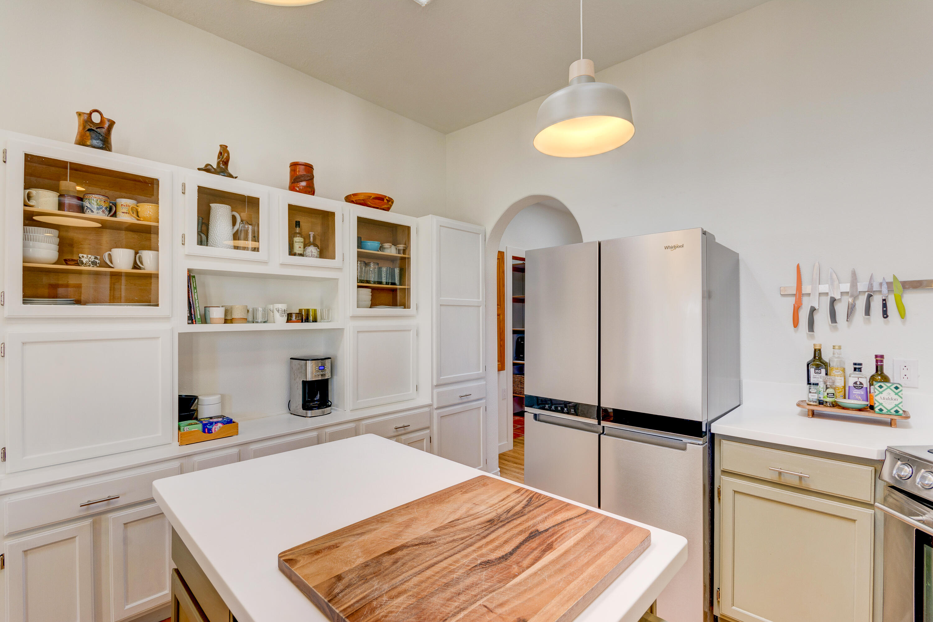 5118 Guadalupe Trail NW