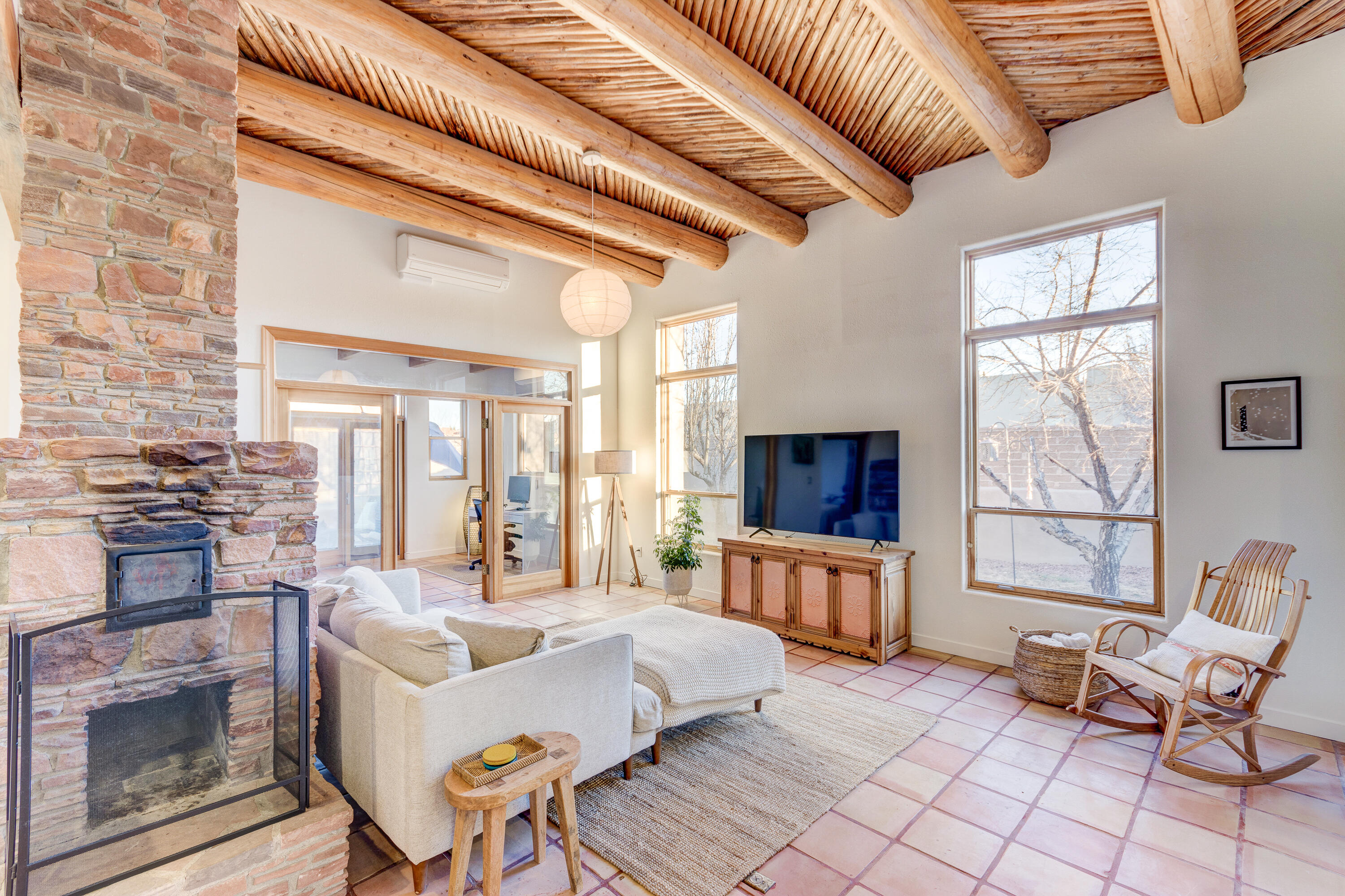 5118 Guadalupe Trail NW