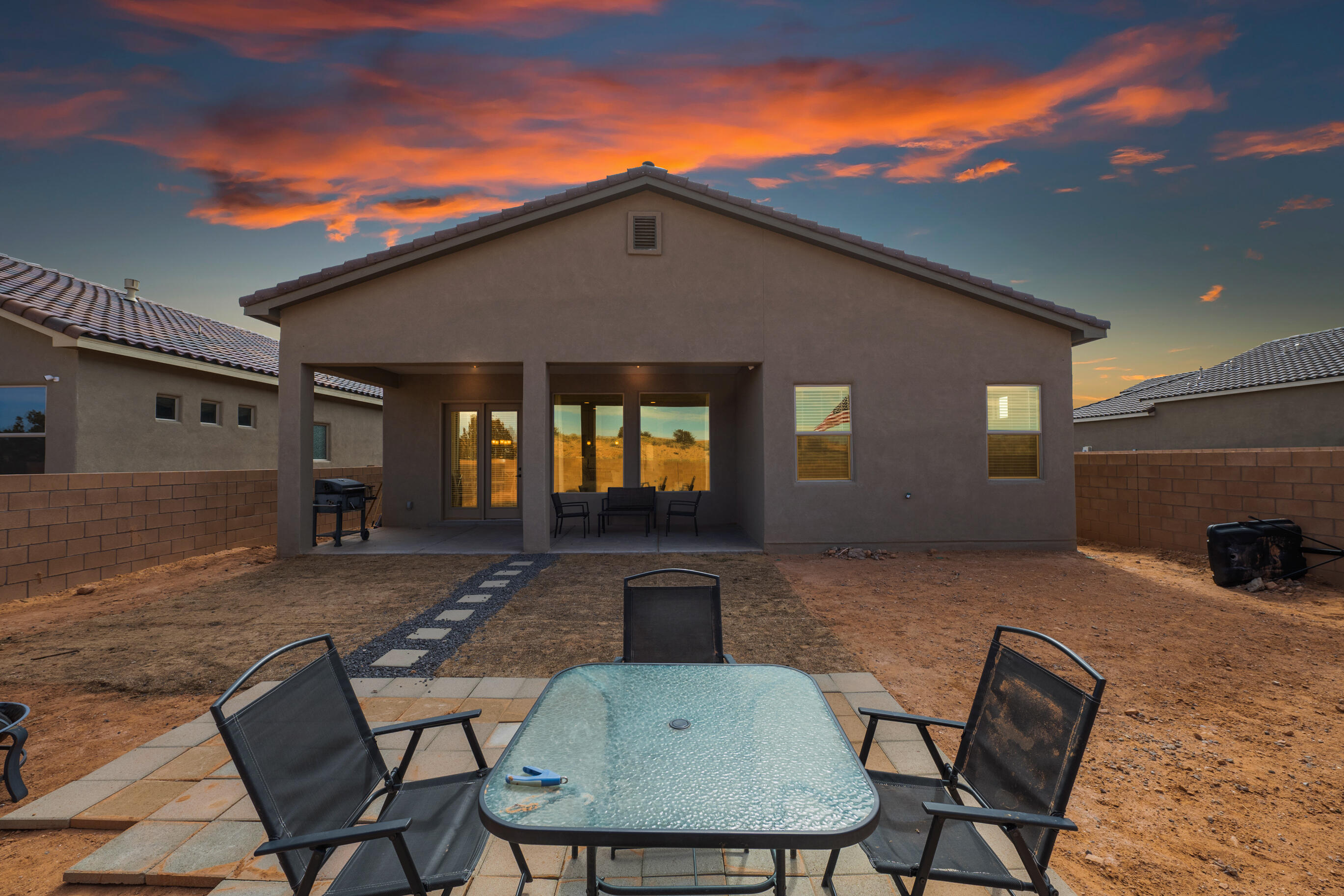 6893 CLEARY Loop NE