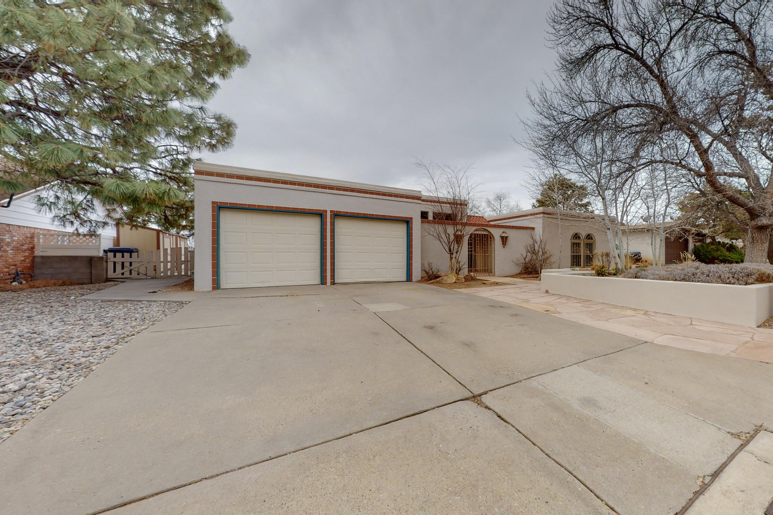 3005 PALO ALTO Drive NE