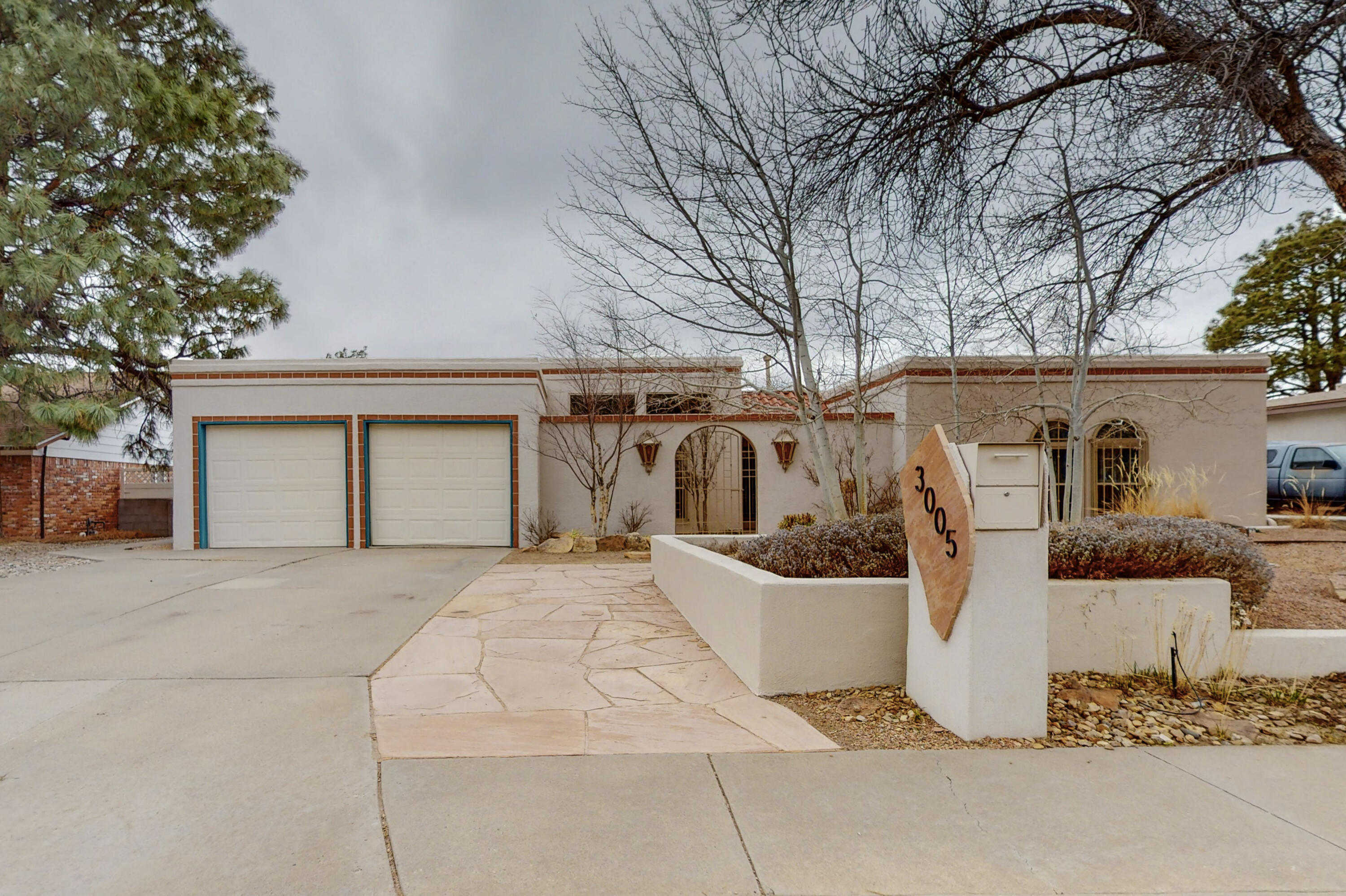 3005 PALO ALTO Drive NE