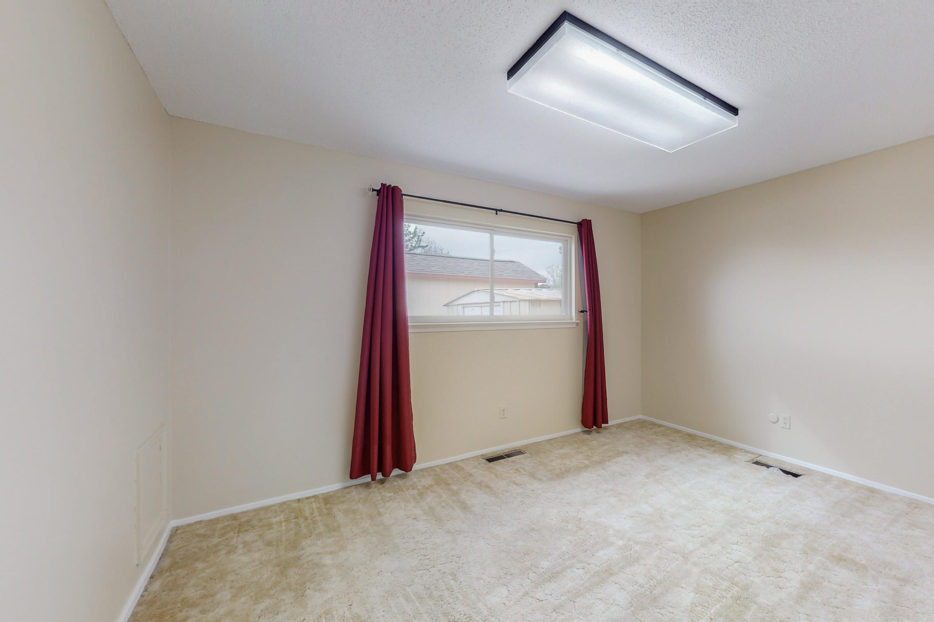 3005 PALO ALTO Drive NE