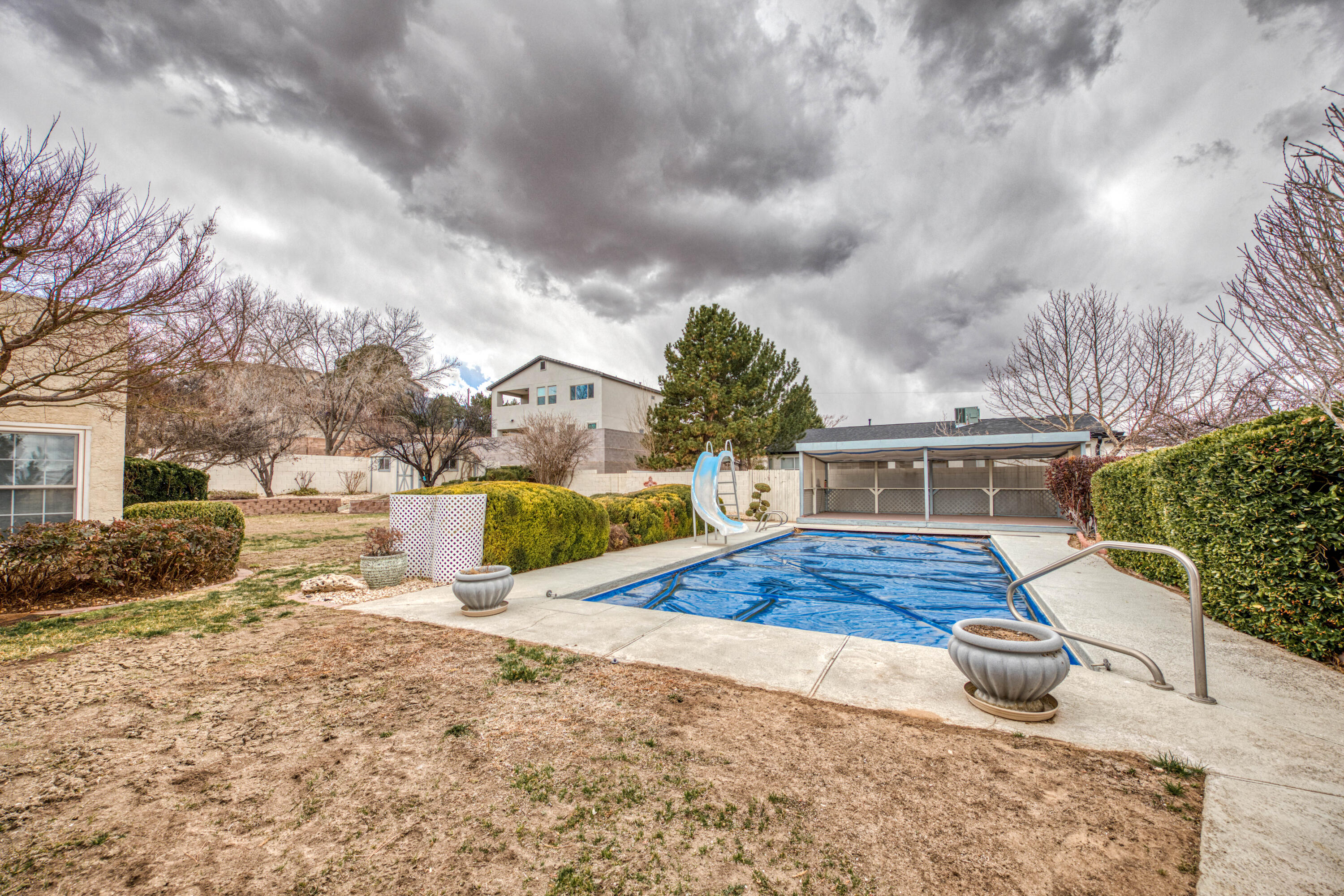 4405 SOMBRA Place NW