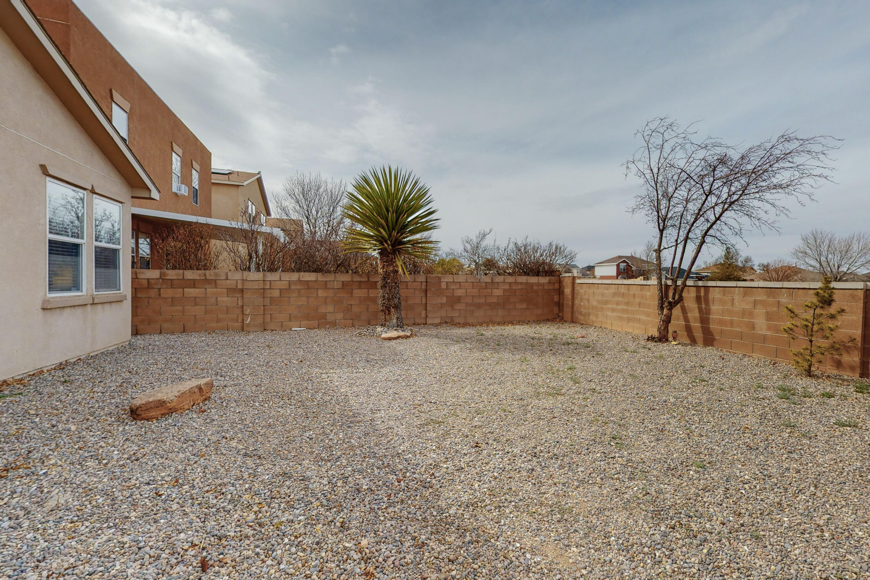 7215 WILLIAMSBURG Road NW