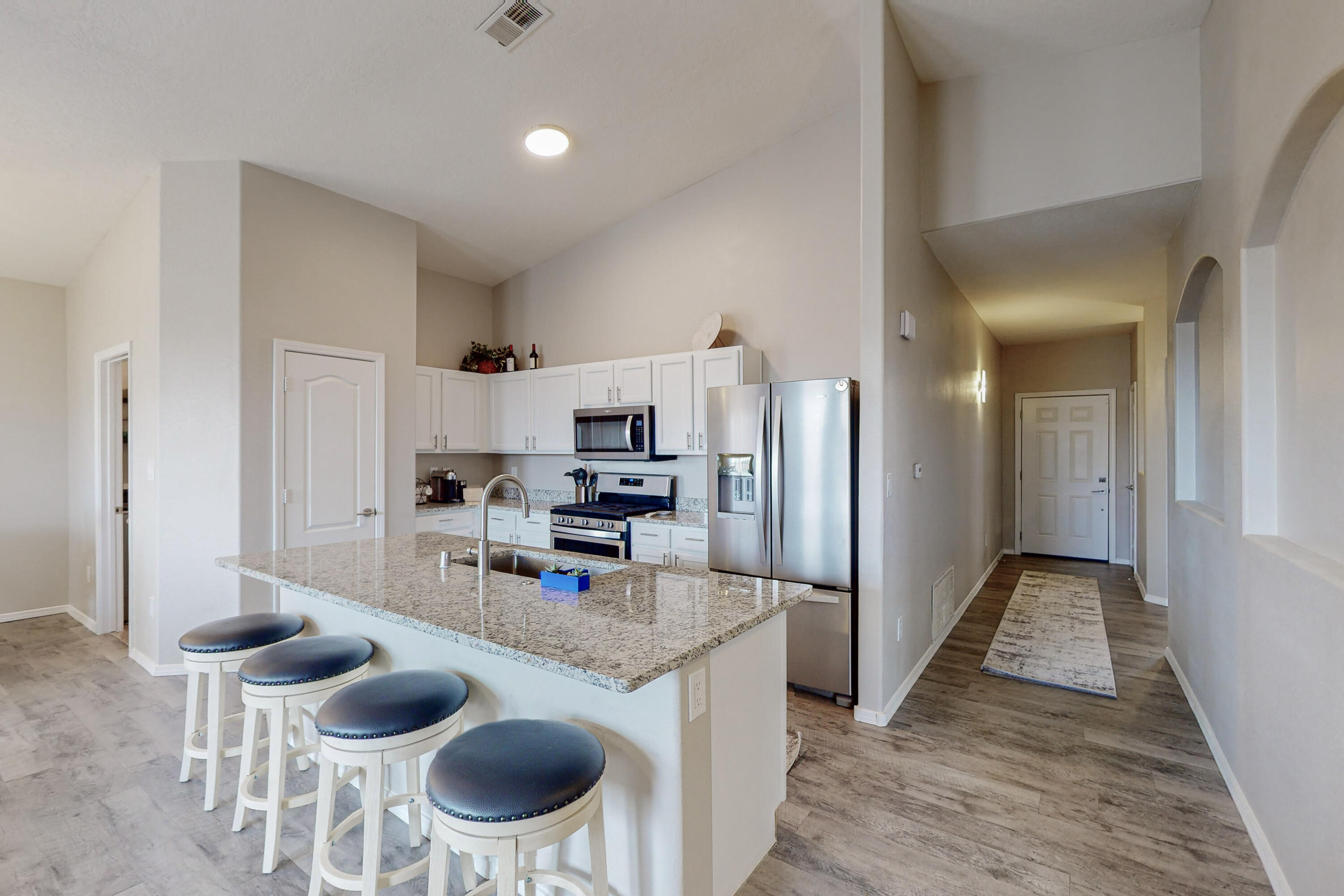 7215 WILLIAMSBURG Road NW