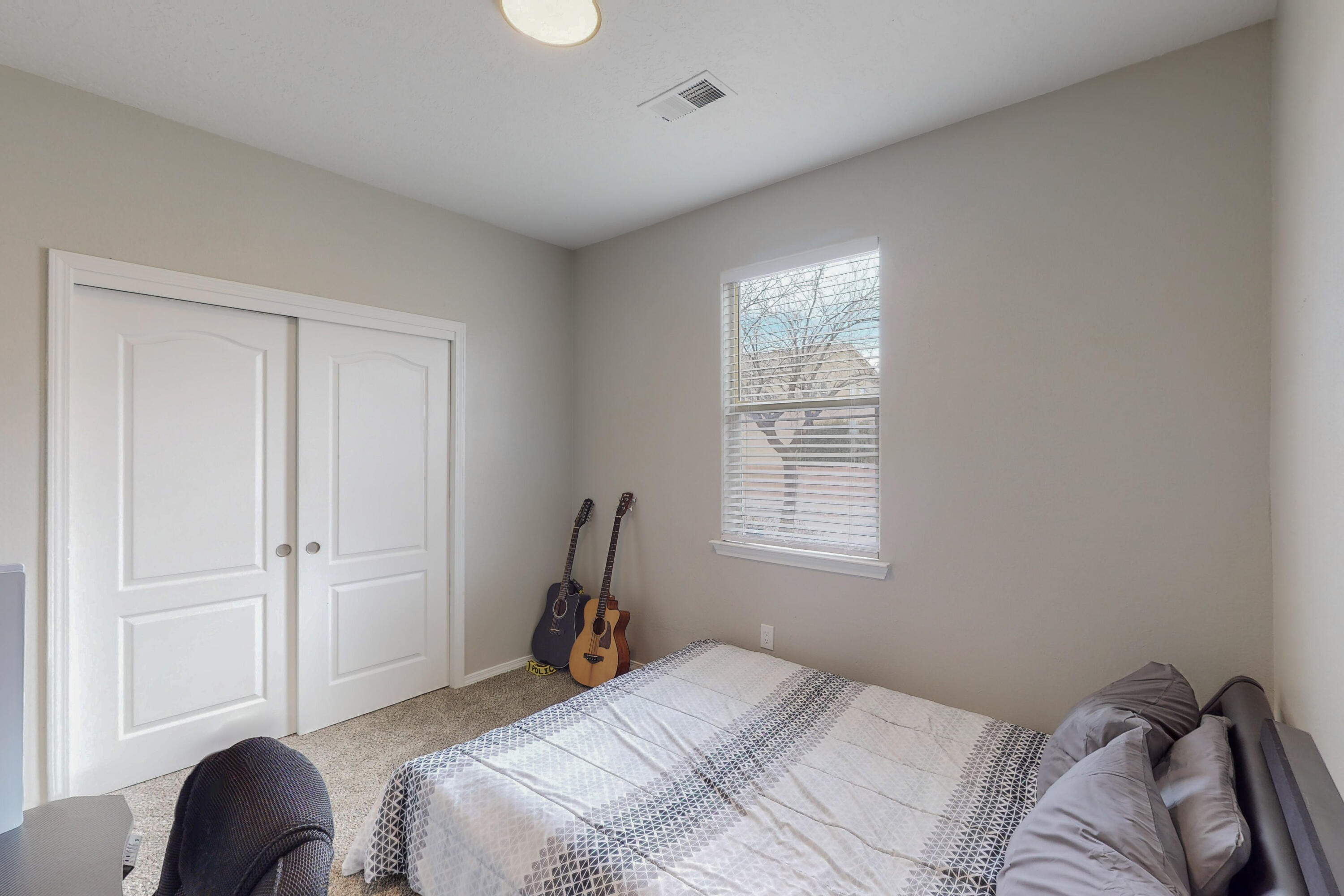 7215 WILLIAMSBURG Road NW