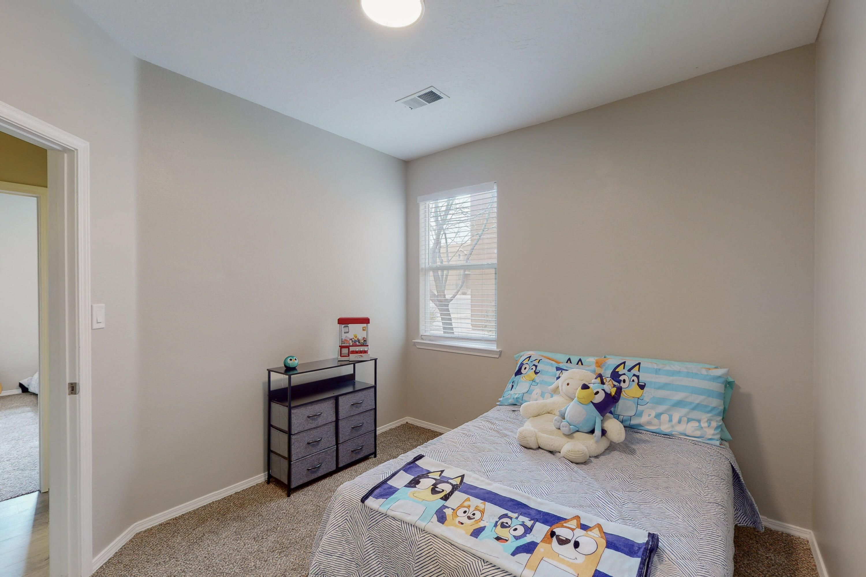 7215 WILLIAMSBURG Road NW