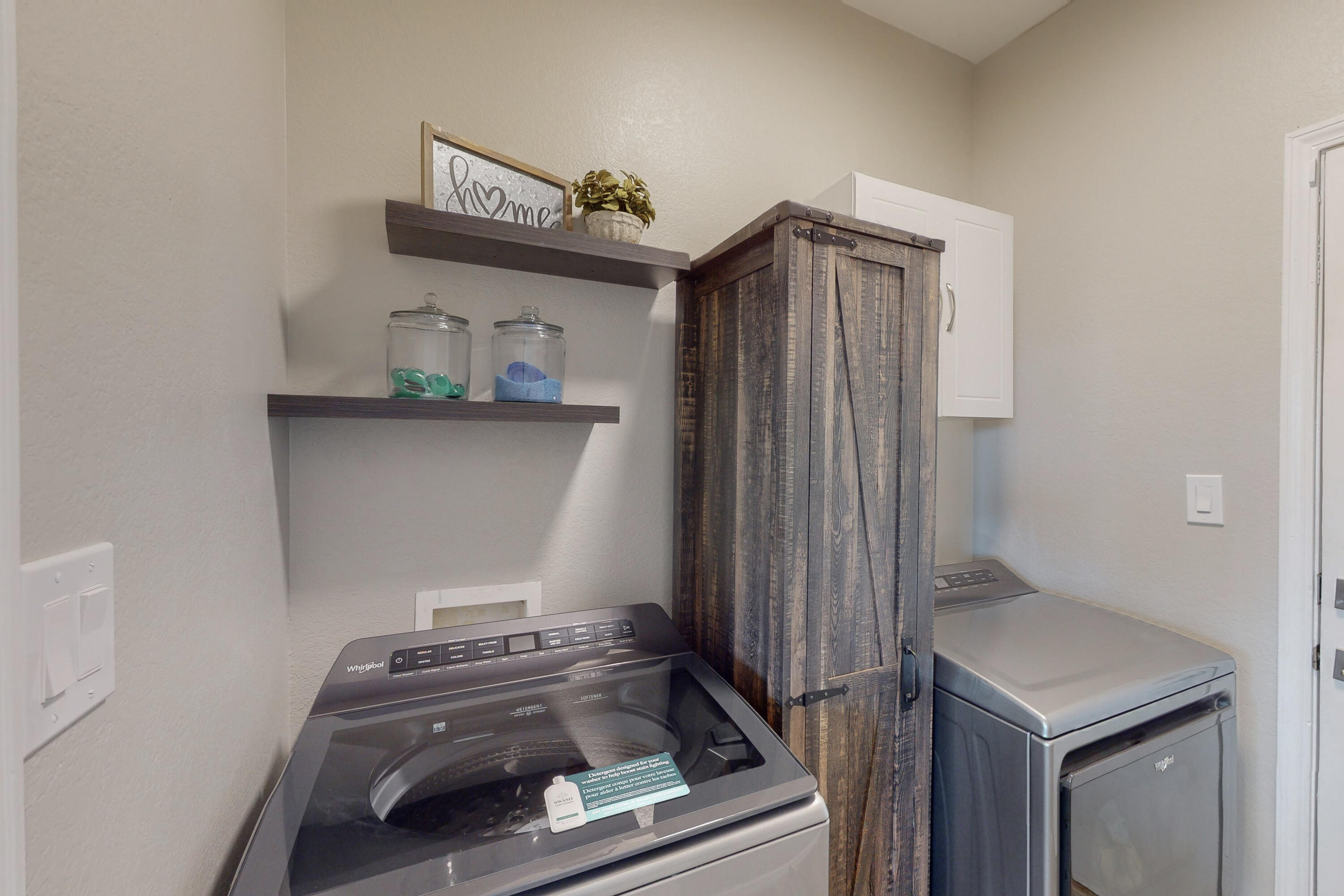7215 WILLIAMSBURG Road NW