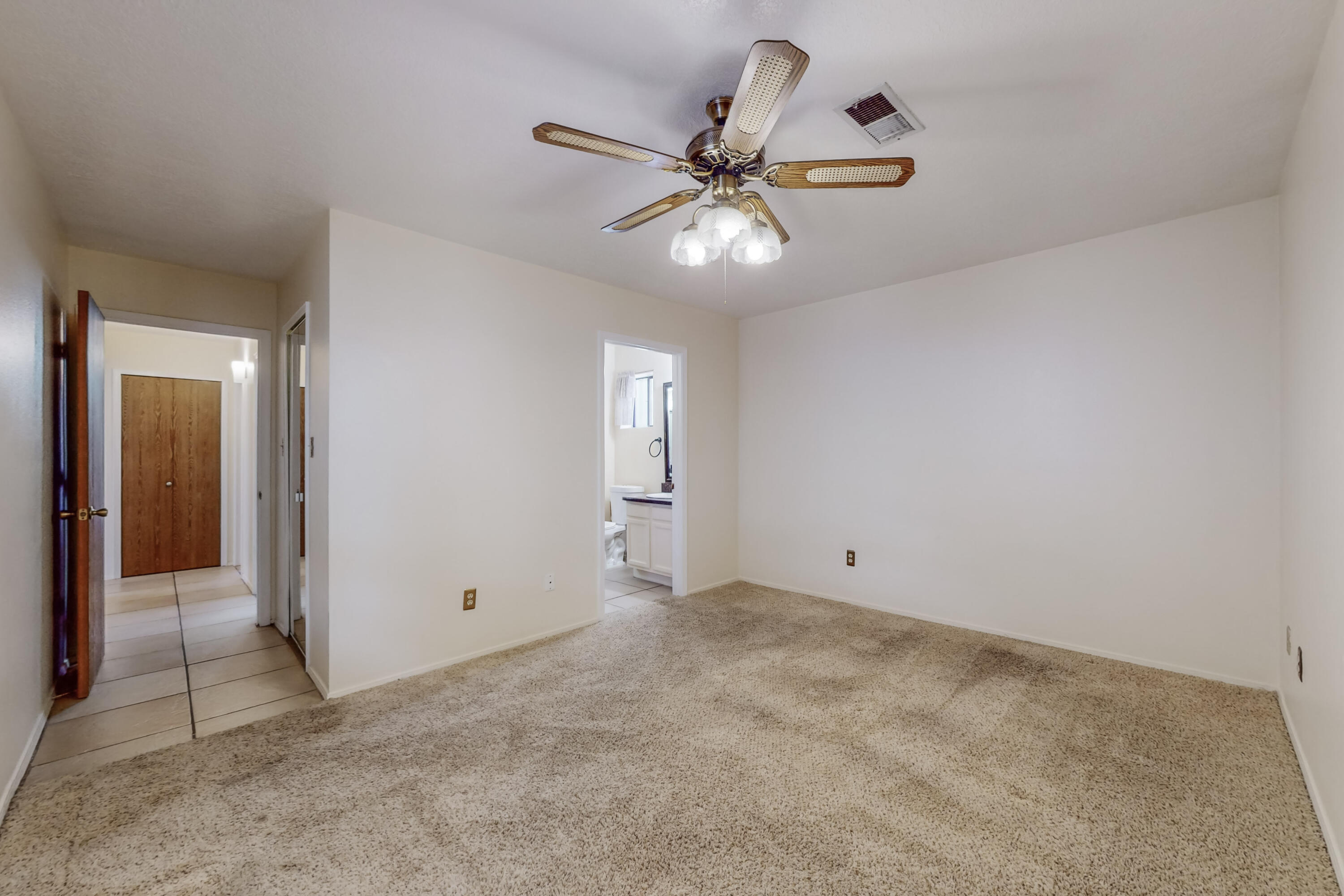 4765 Platinum Drive NE