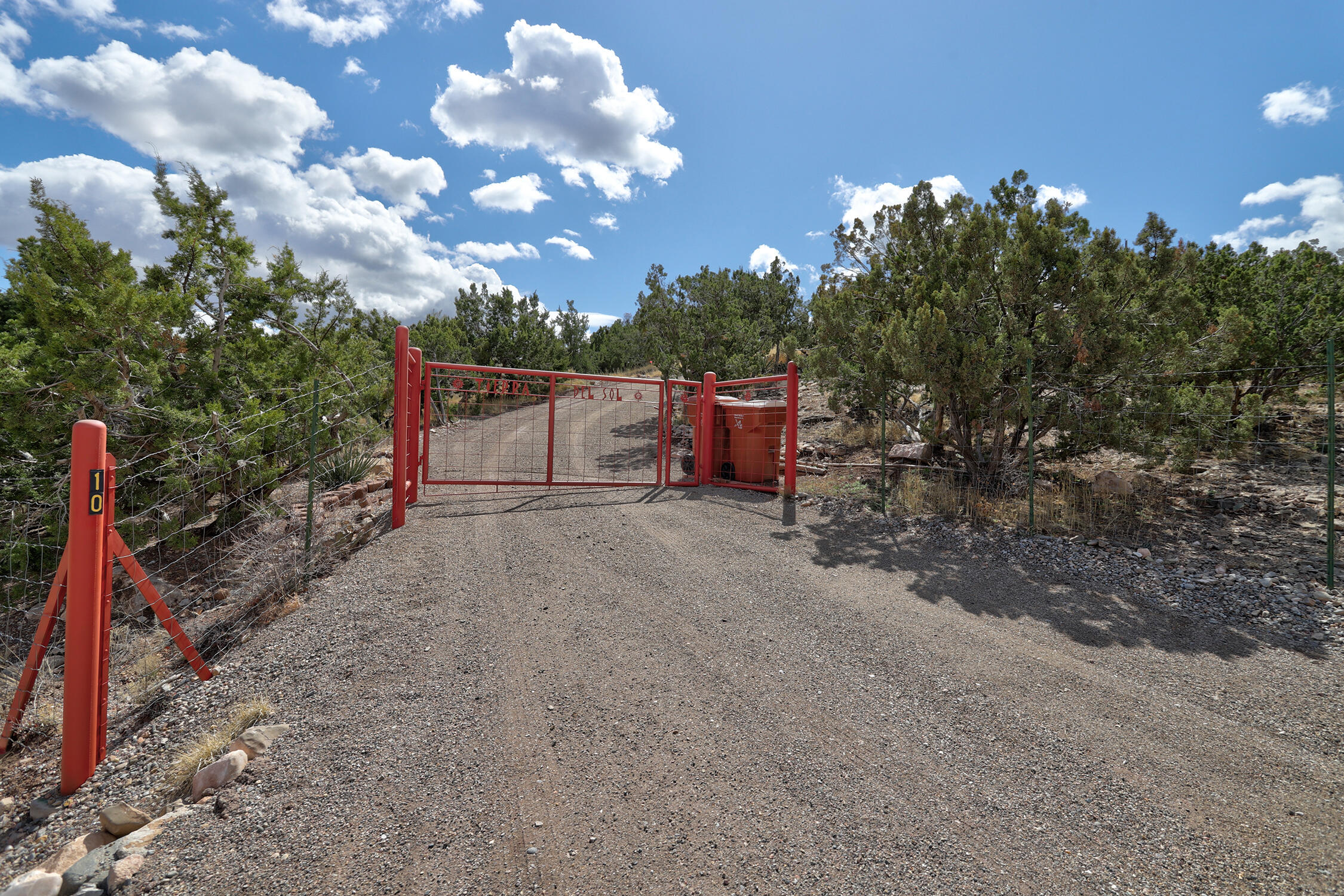 10 PERDIZ CANYON Road