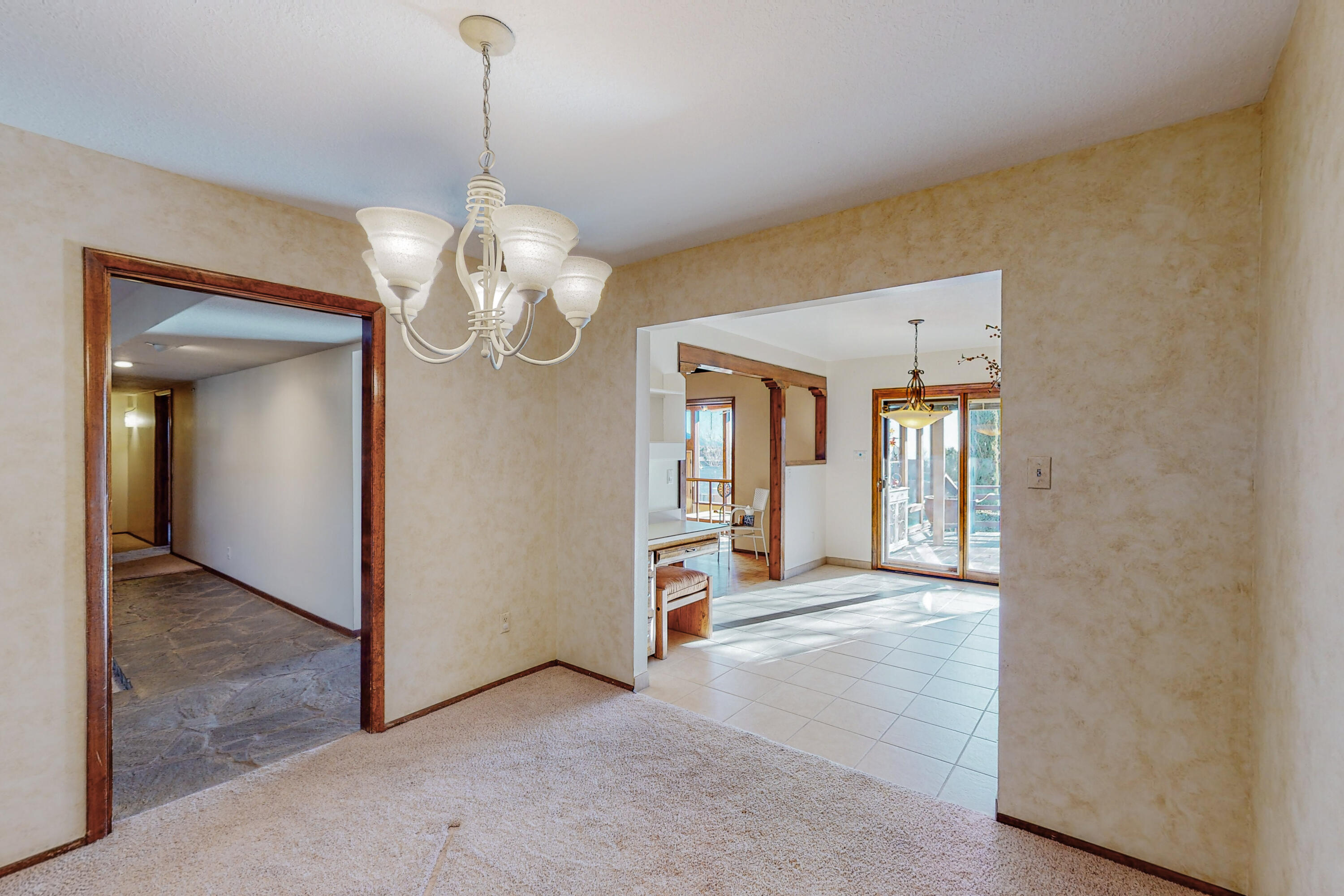 4101 Camino De La Sierra NE