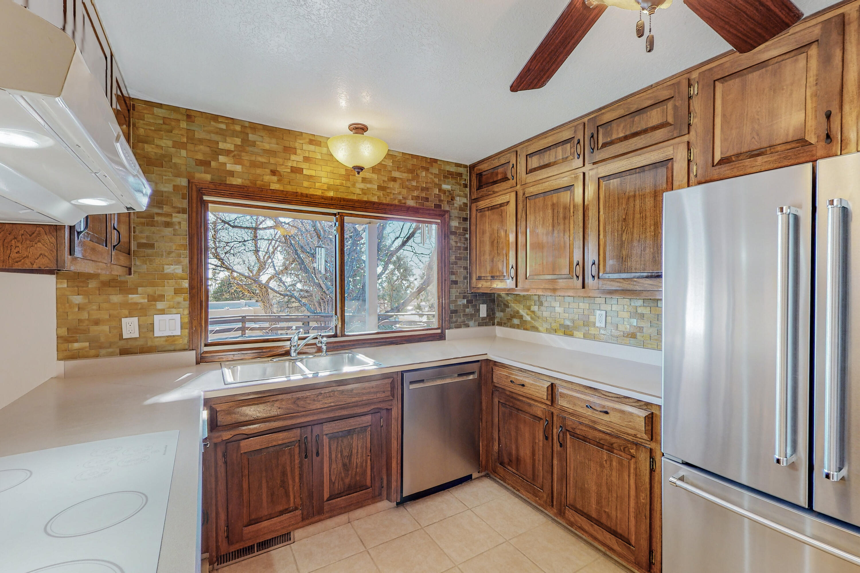 4101 Camino De La Sierra NE
