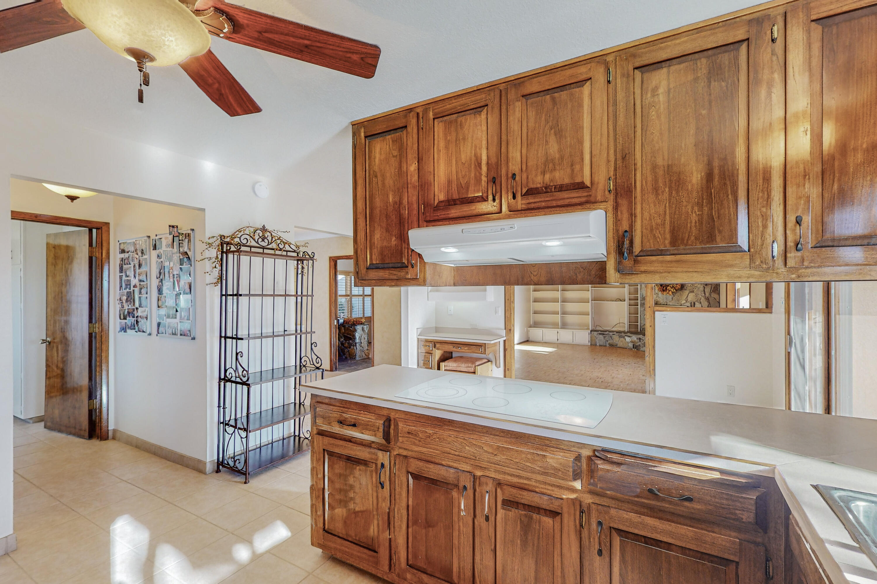 4101 Camino De La Sierra NE