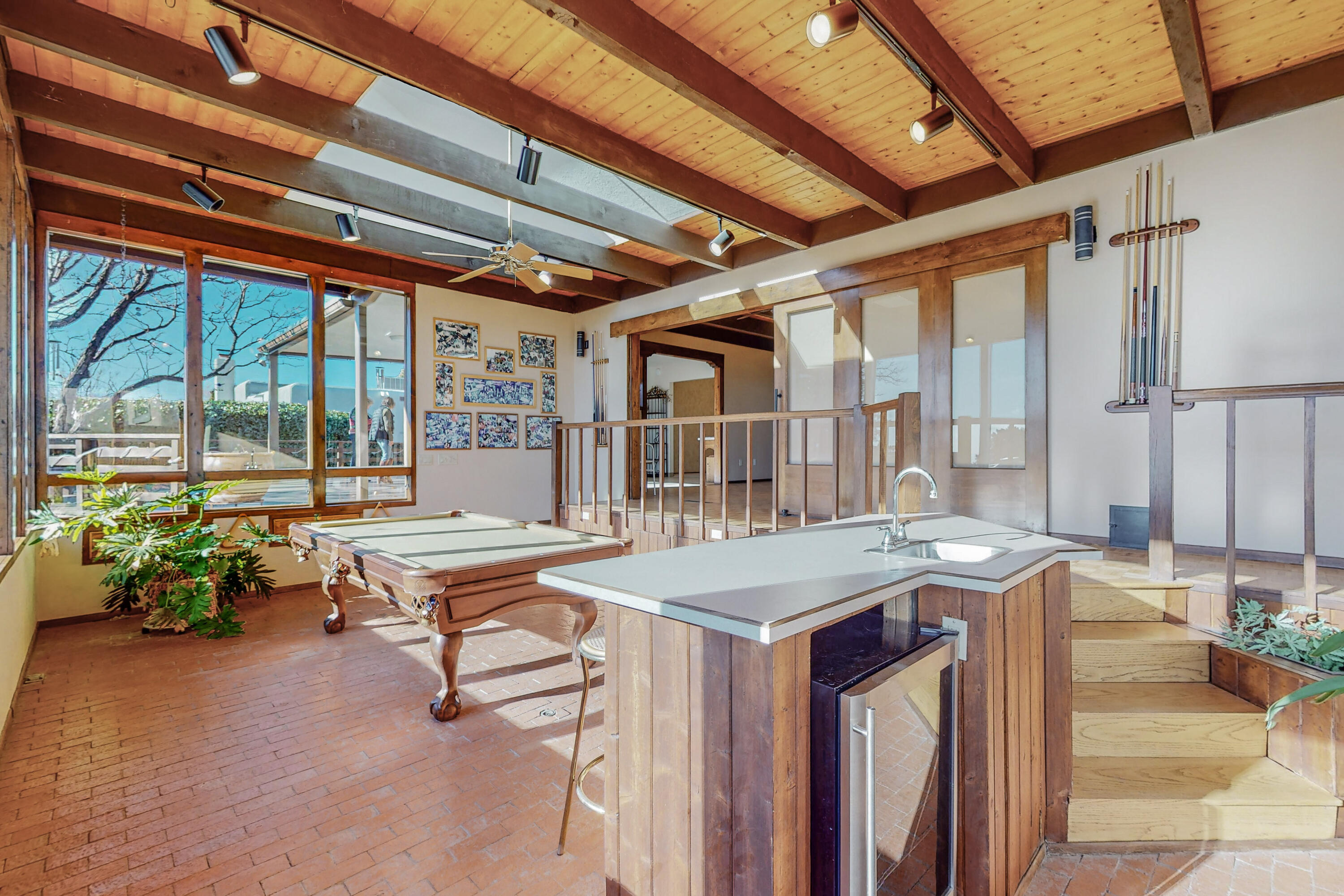 4101 Camino De La Sierra NE