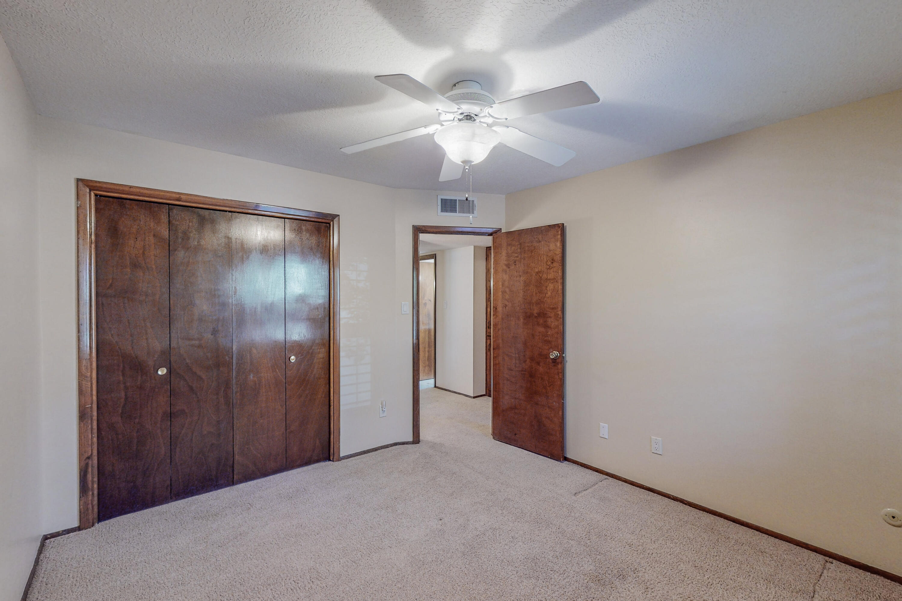 4101 Camino De La Sierra NE