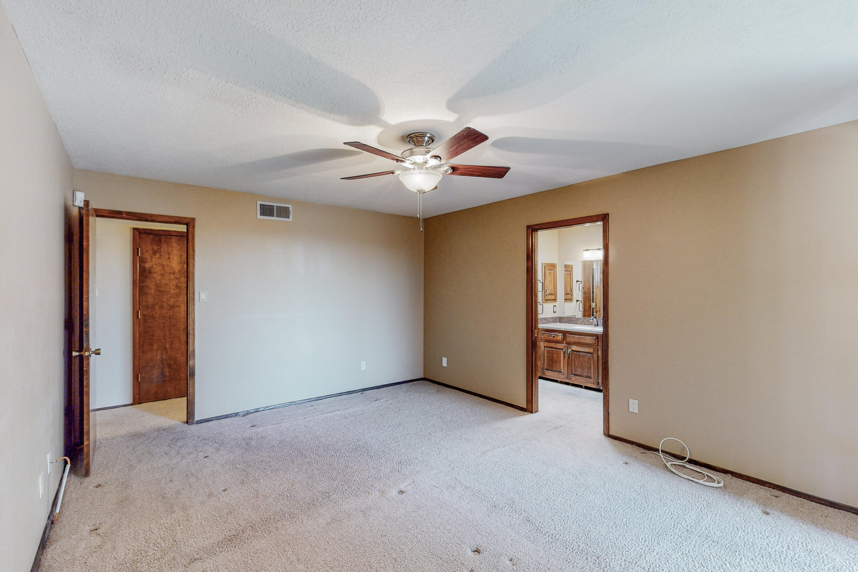 4101 Camino De La Sierra NE