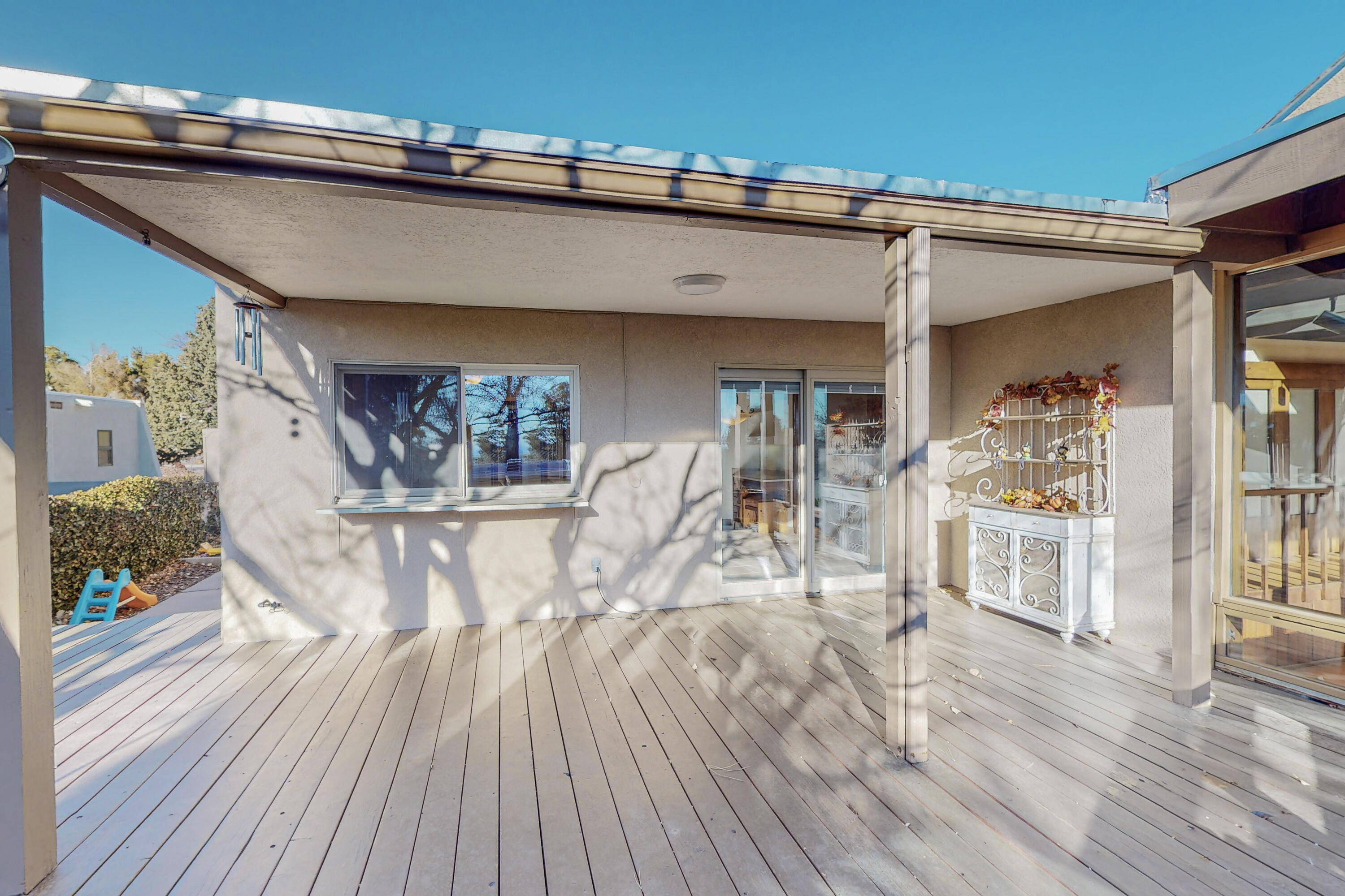 4101 Camino De La Sierra NE