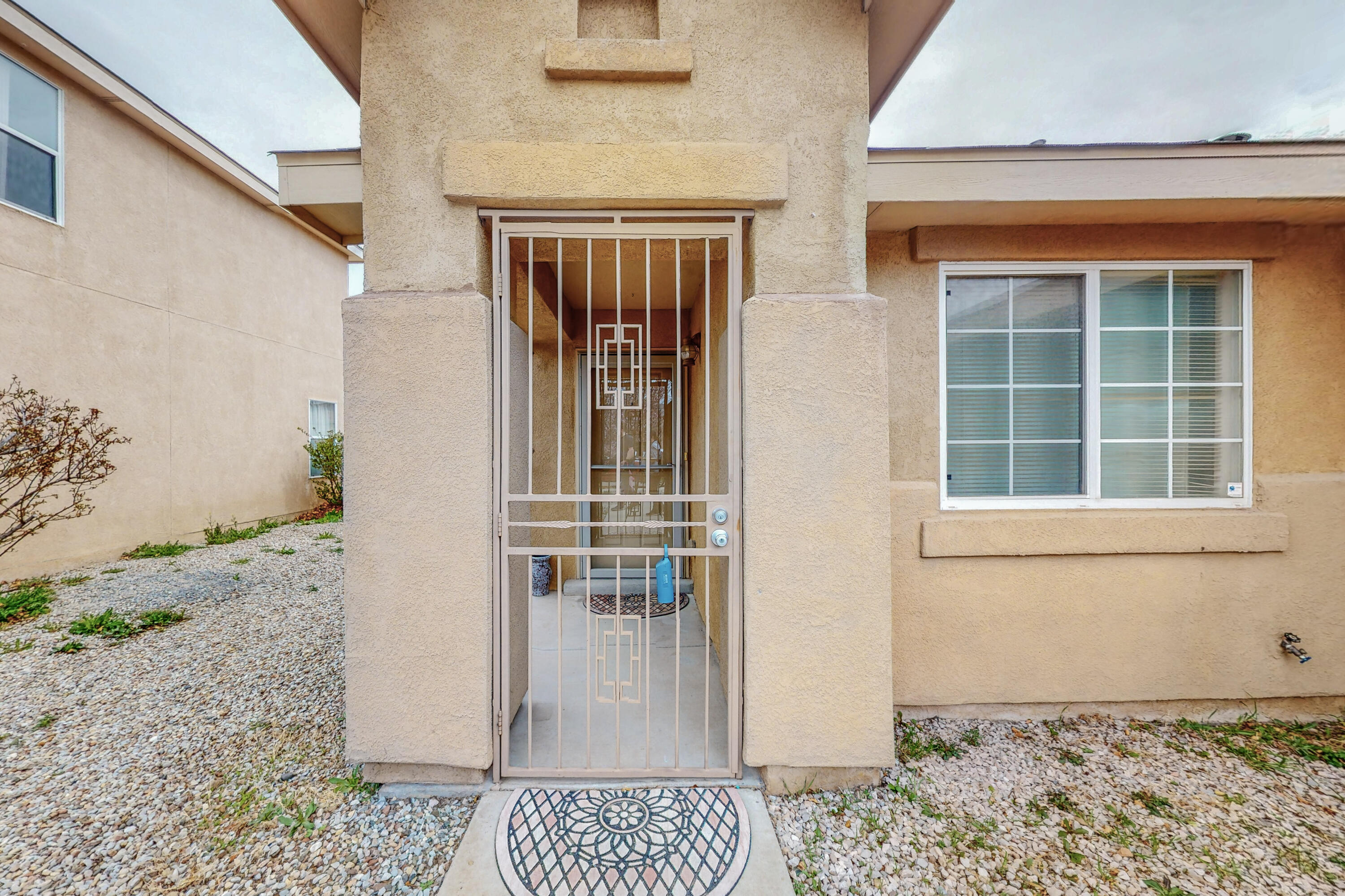 432 BRISTLEBRUSH Street SW