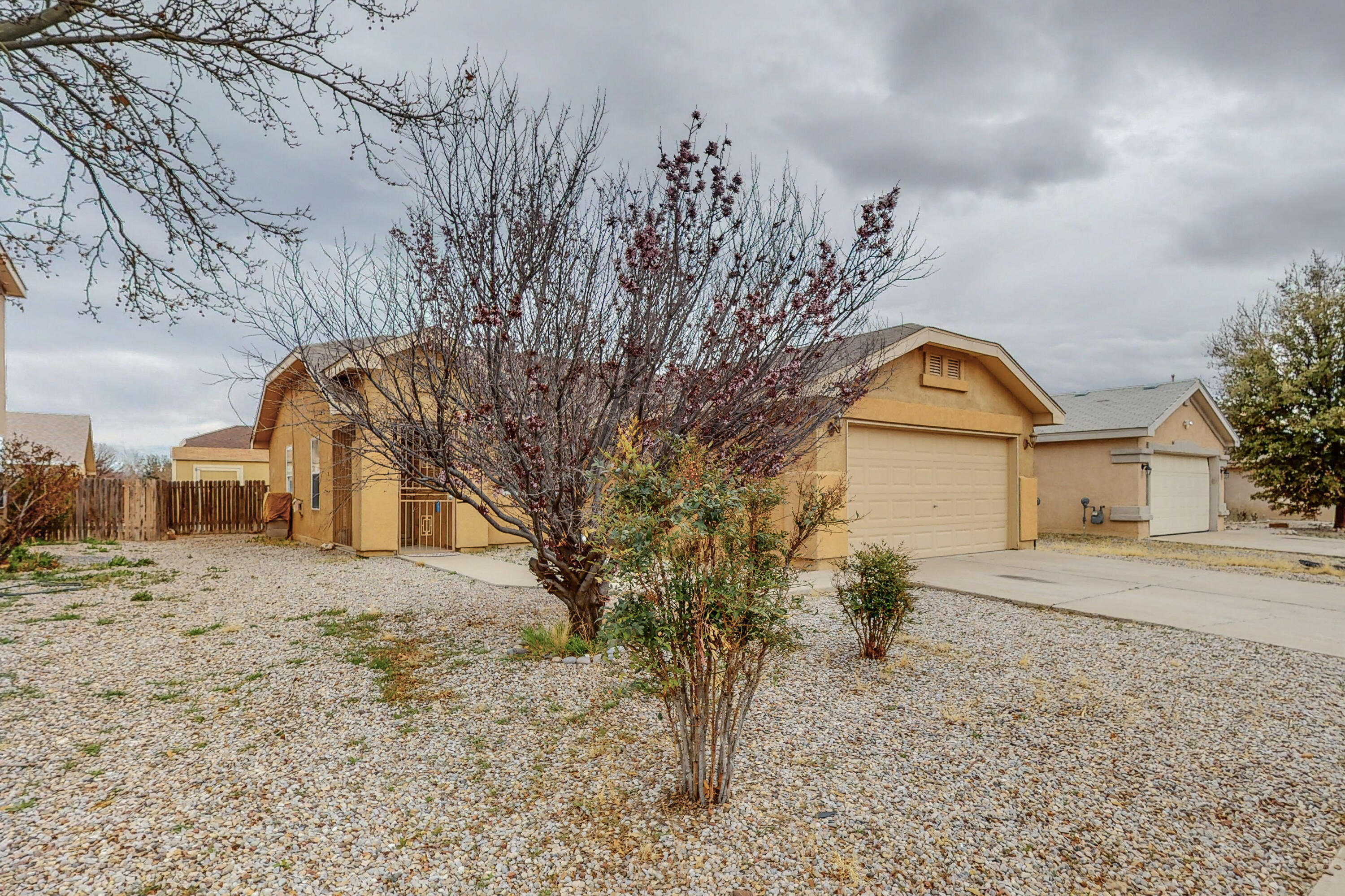 432 BRISTLEBRUSH Street SW