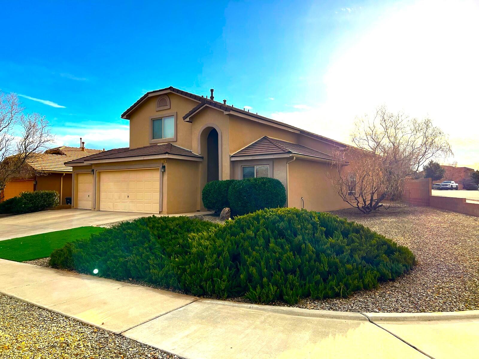 2102 MARGARITA Drive SE