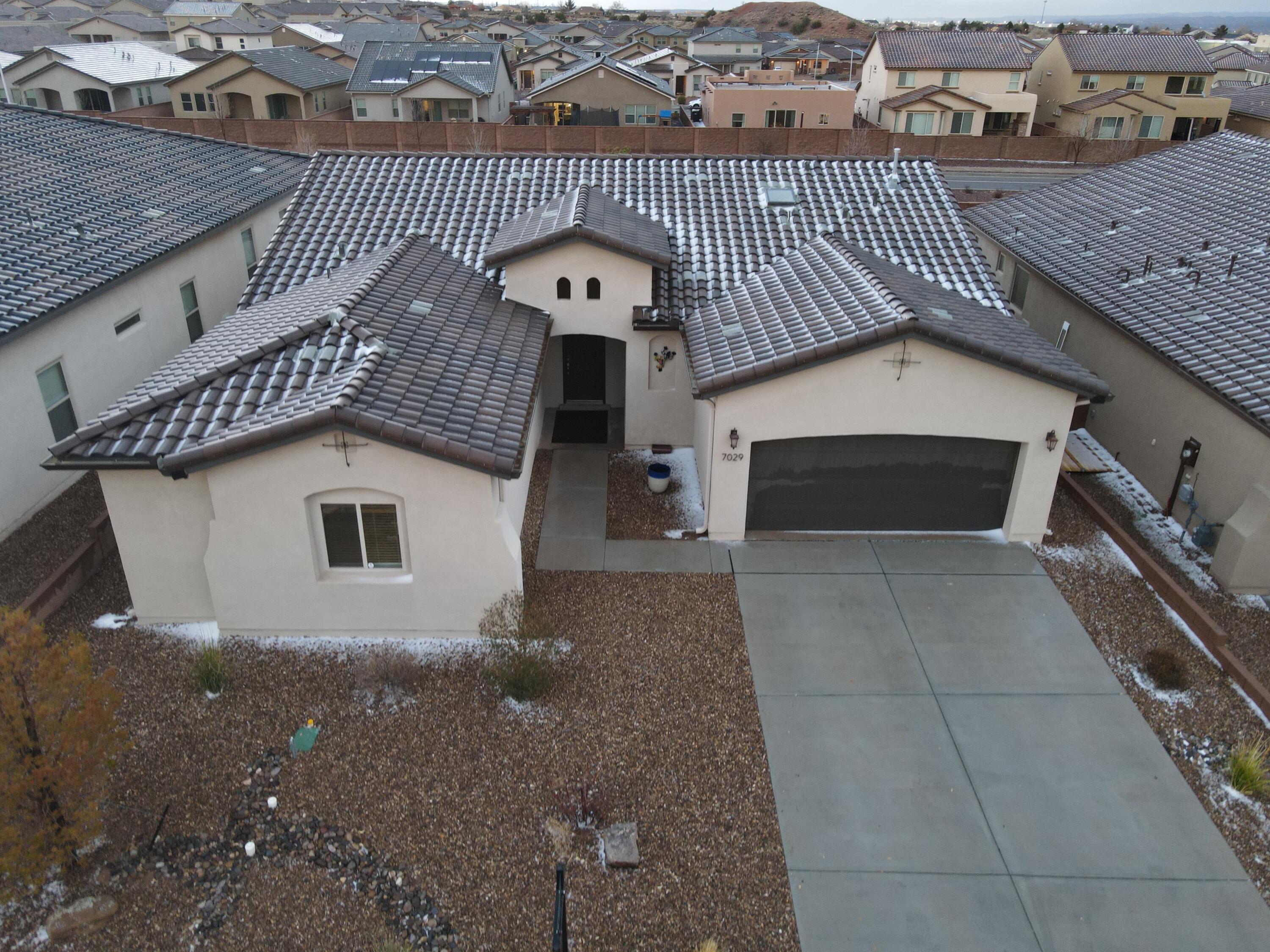 7029 CLEARY Loop NE