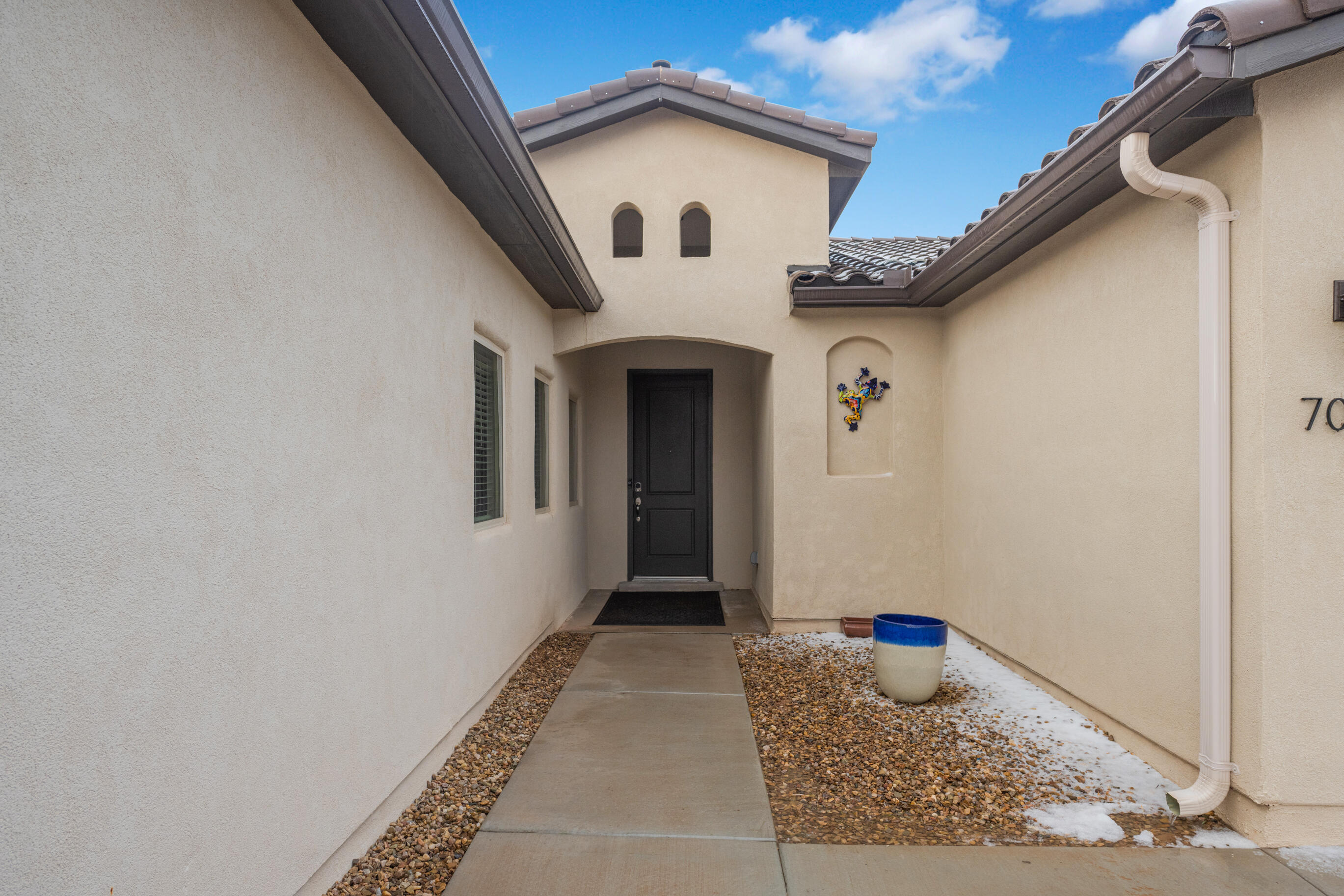7029 CLEARY Loop NE